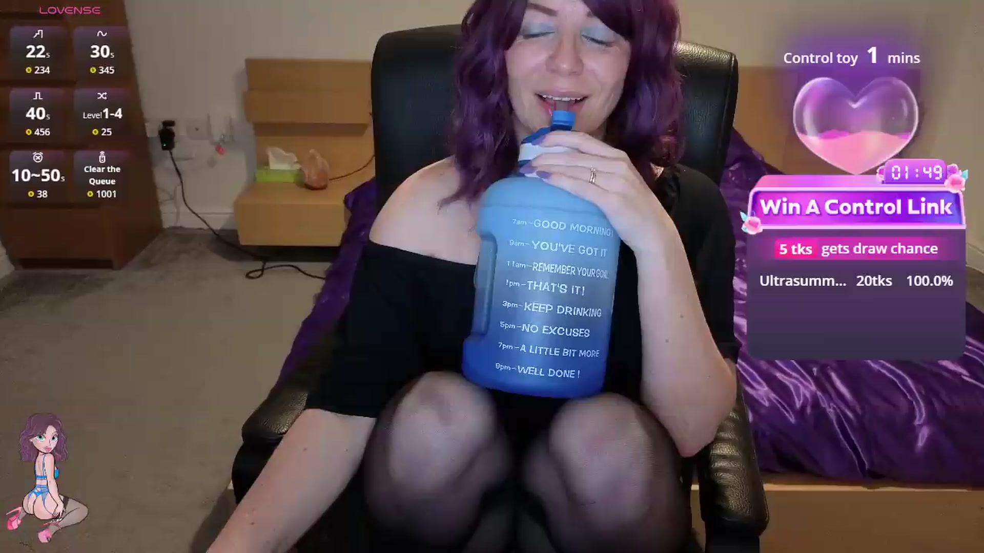 Gallery image thumbnail from size2shoes's myfreecams stream on, 06/04/2026, 22:58 image 19 of 20