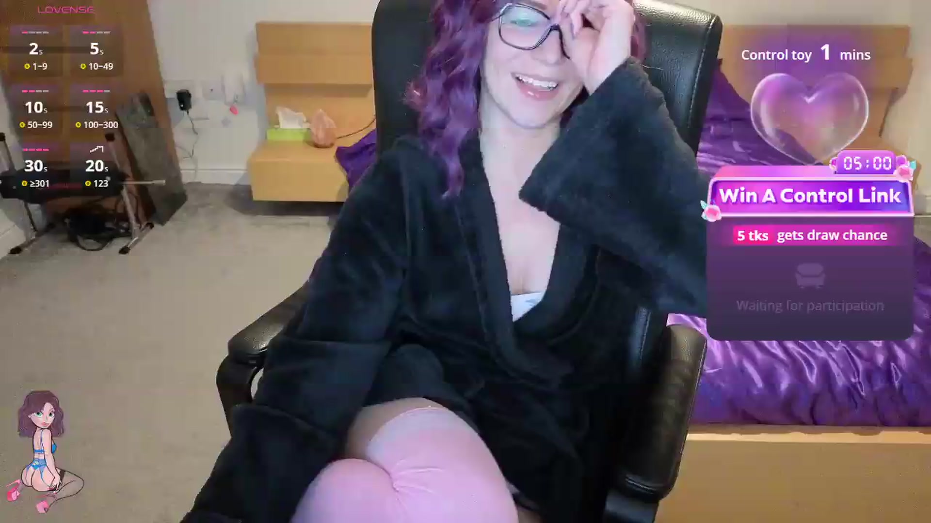 Gallery image thumbnail from size2shoes's myfreecams stream on, 06/08/2026, 23:28 image 12 of 20