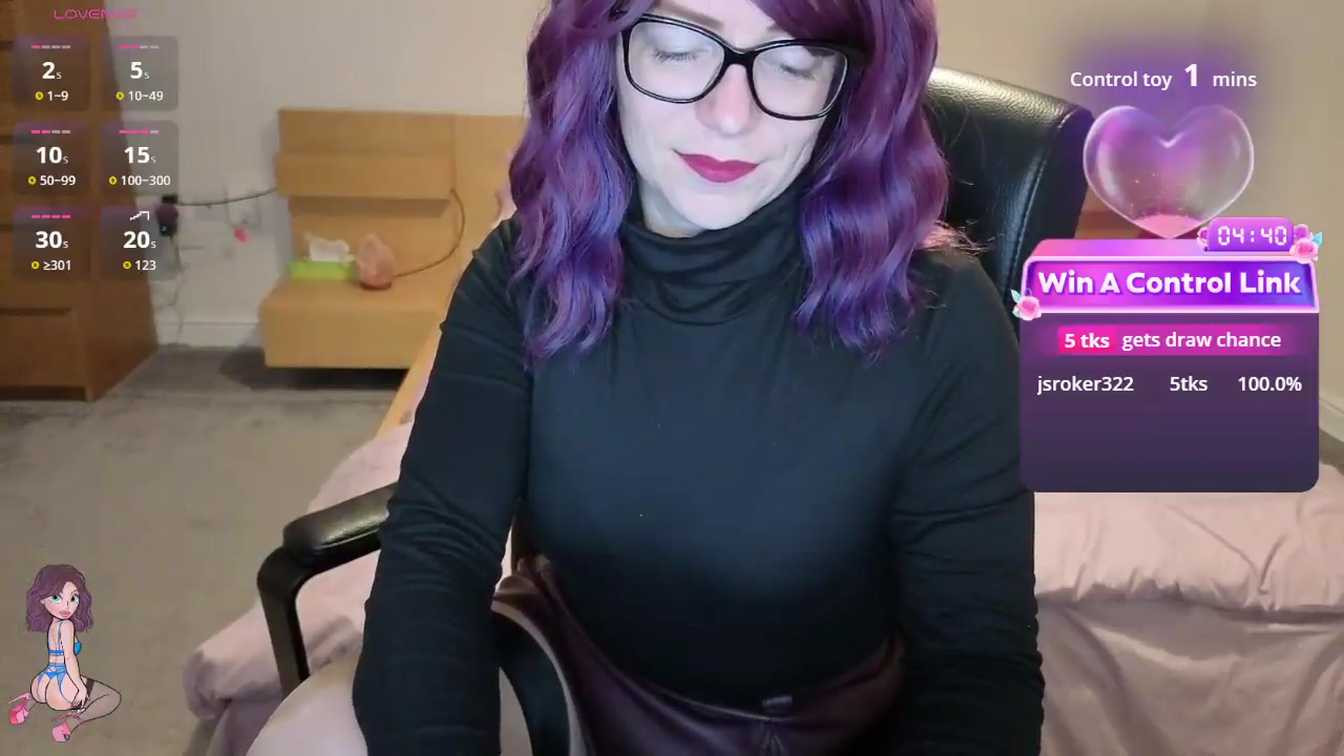 Gallery image thumbnail from size2shoes's myfreecams stream on, 06/23/2026, 24:02 image 2 of 20