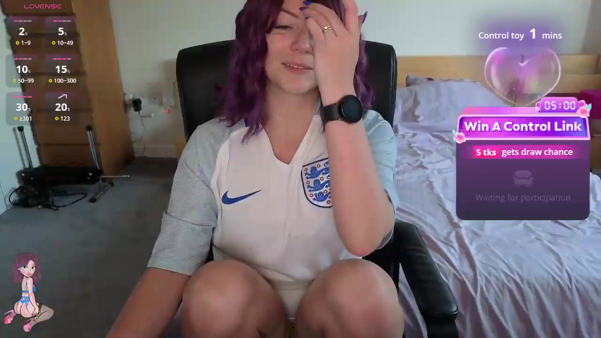 Gallery image thumbnail from size2shoes's myfreecams stream on, 07/01/2026, 20:11 image 4 of 20