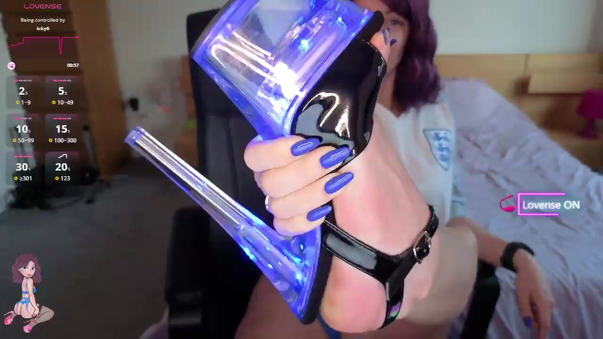 Gallery image thumbnail from size2shoes's myfreecams stream on, 07/01/2026, 20:11 image 18 of 20