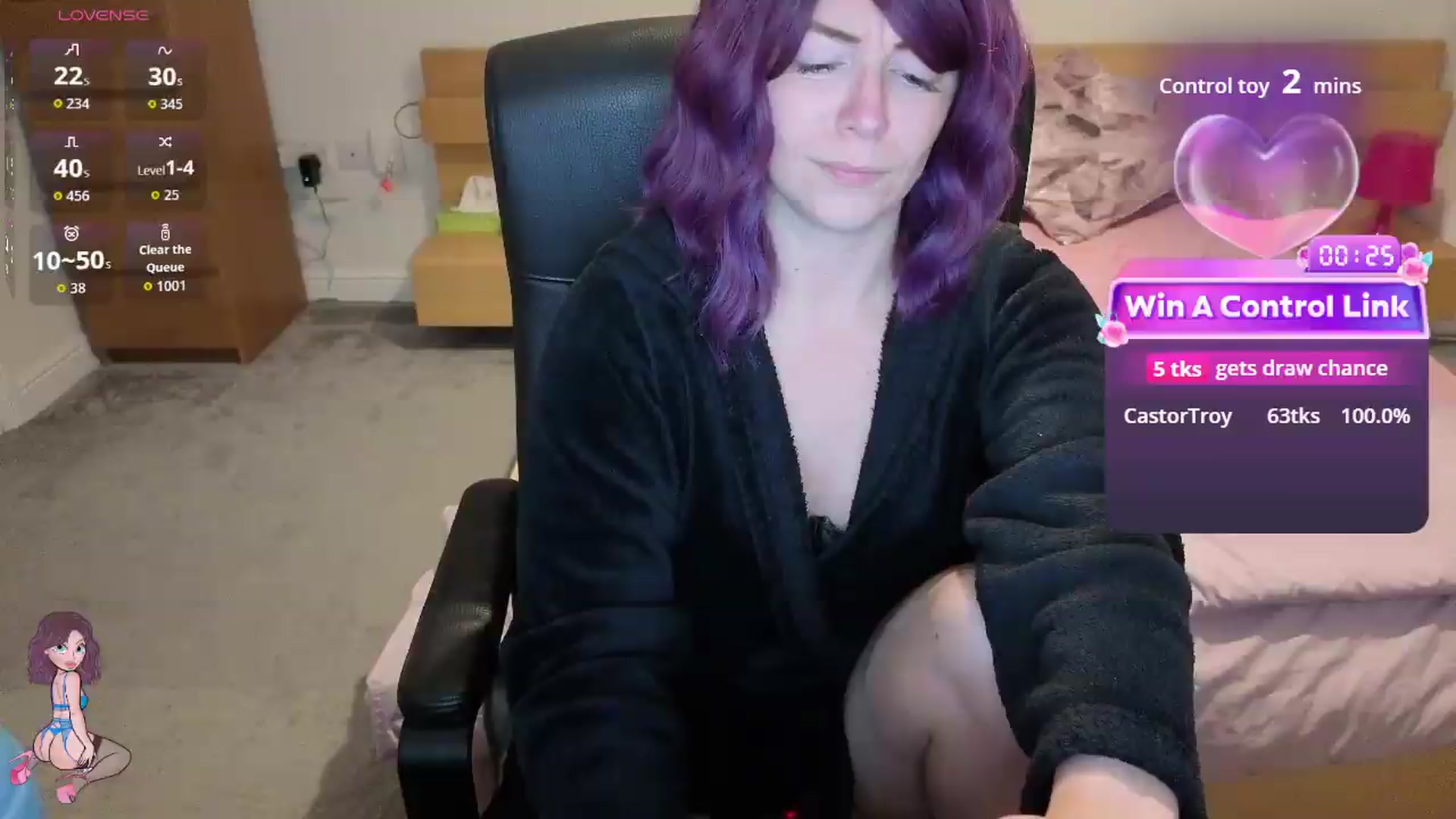 Gallery image thumbnail from size2shoes's myfreecams stream on, 07/21/2026, 24:10 image 6 of 20
