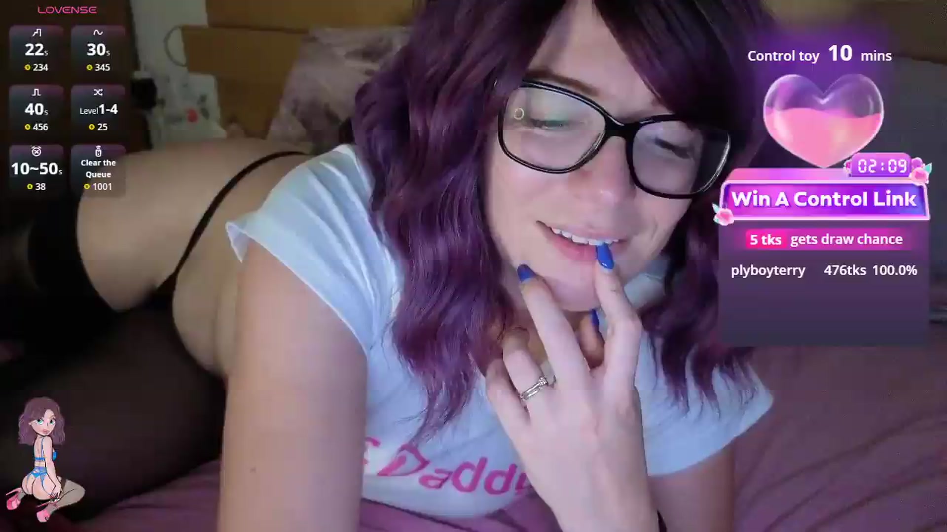 Gallery image thumbnail from size2shoes's myfreecams stream on, 07/28/2026, 23:28 image 12 of 20