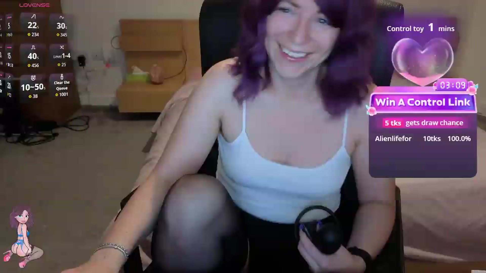 Gallery image thumbnail from size2shoes's myfreecams stream on, 07/30/2026, 23:07 image 2 of 20