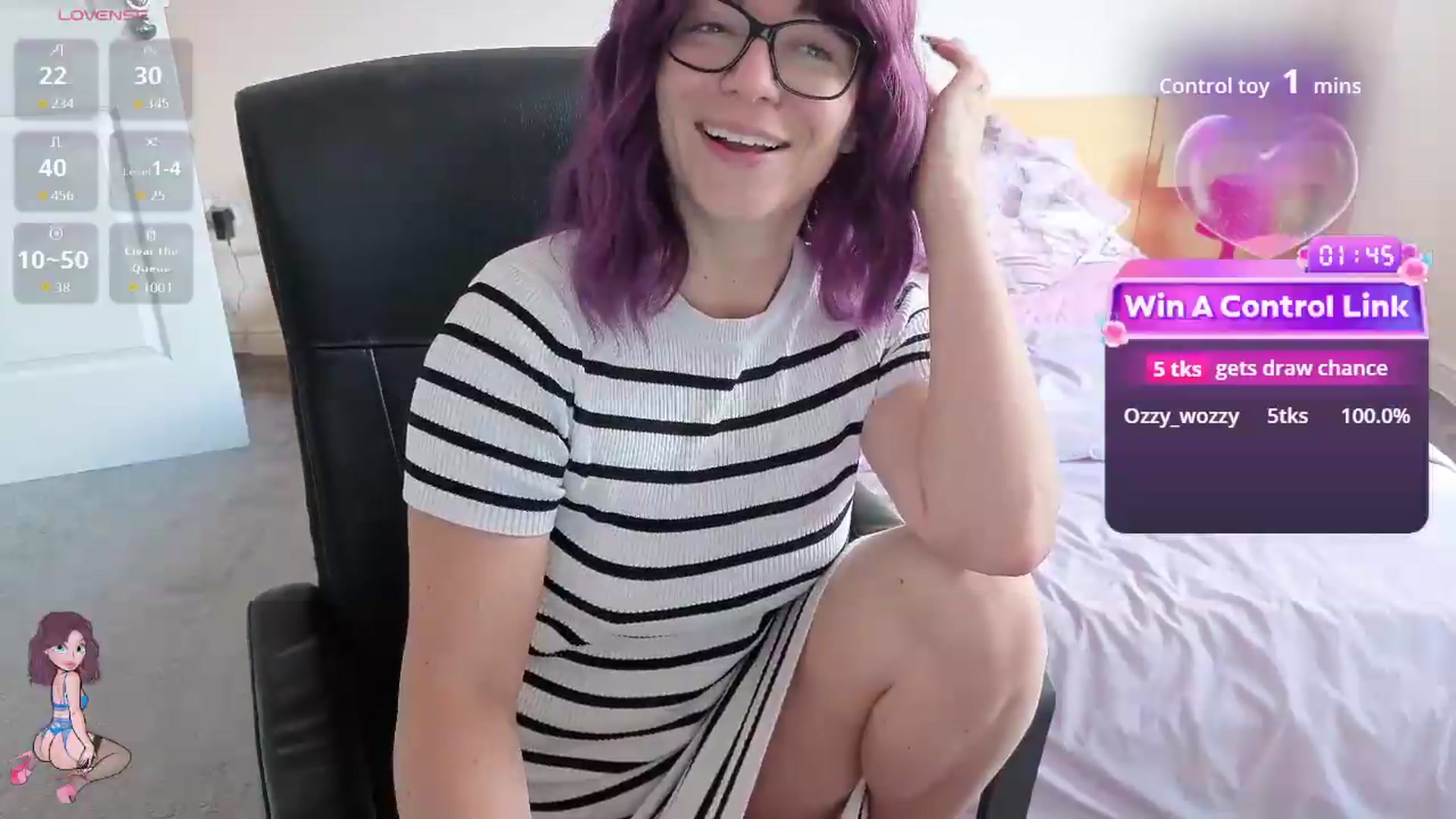 Gallery image thumbnail from size2shoes's myfreecams stream on, 08/20/2026, 10:51 image 13 of 20