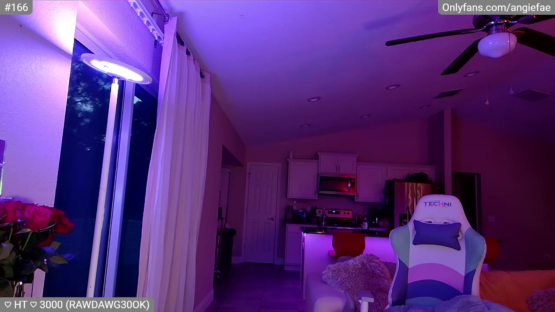 Gallery image thumbnail from skankhunt420's myfreecams stream on, 07/08/2023, 10:42 image 7 of 20