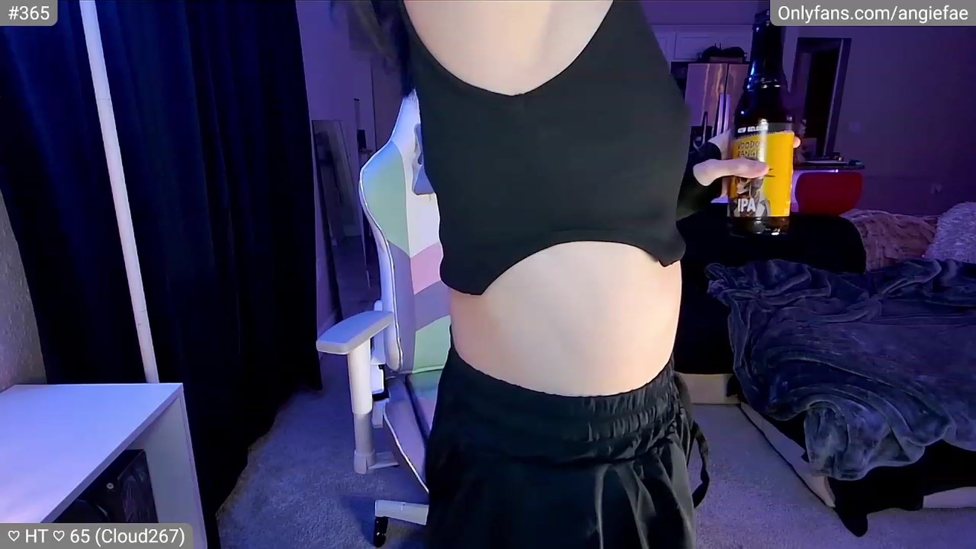 Gallery image thumbnail from skankhunt420's myfreecams stream on, 07/28/2023, 03:29 image 13 of 20
