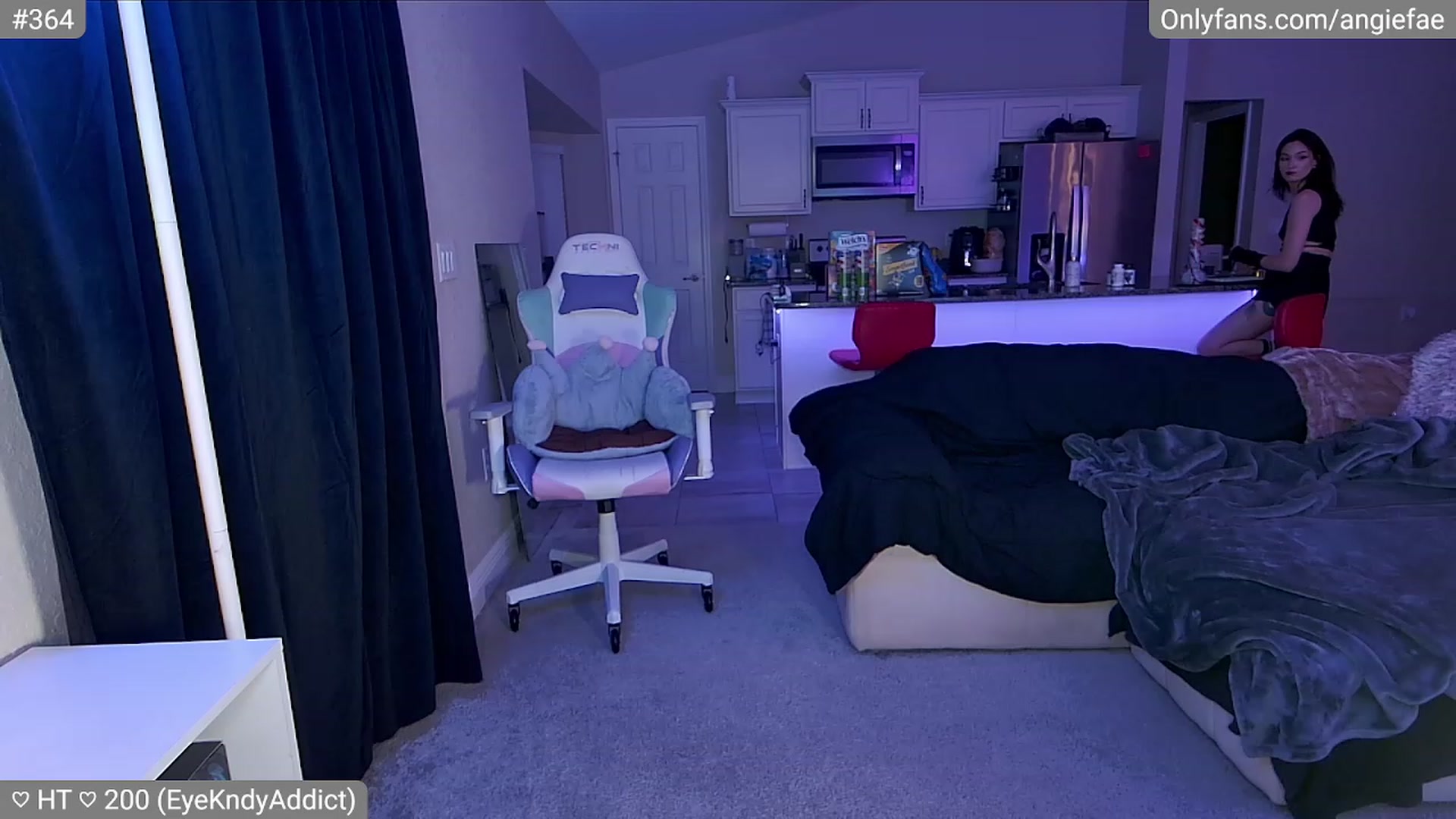 Gallery image thumbnail from skankhunt420's myfreecams stream on, 07/28/2023, 04:43 image 13 of 20