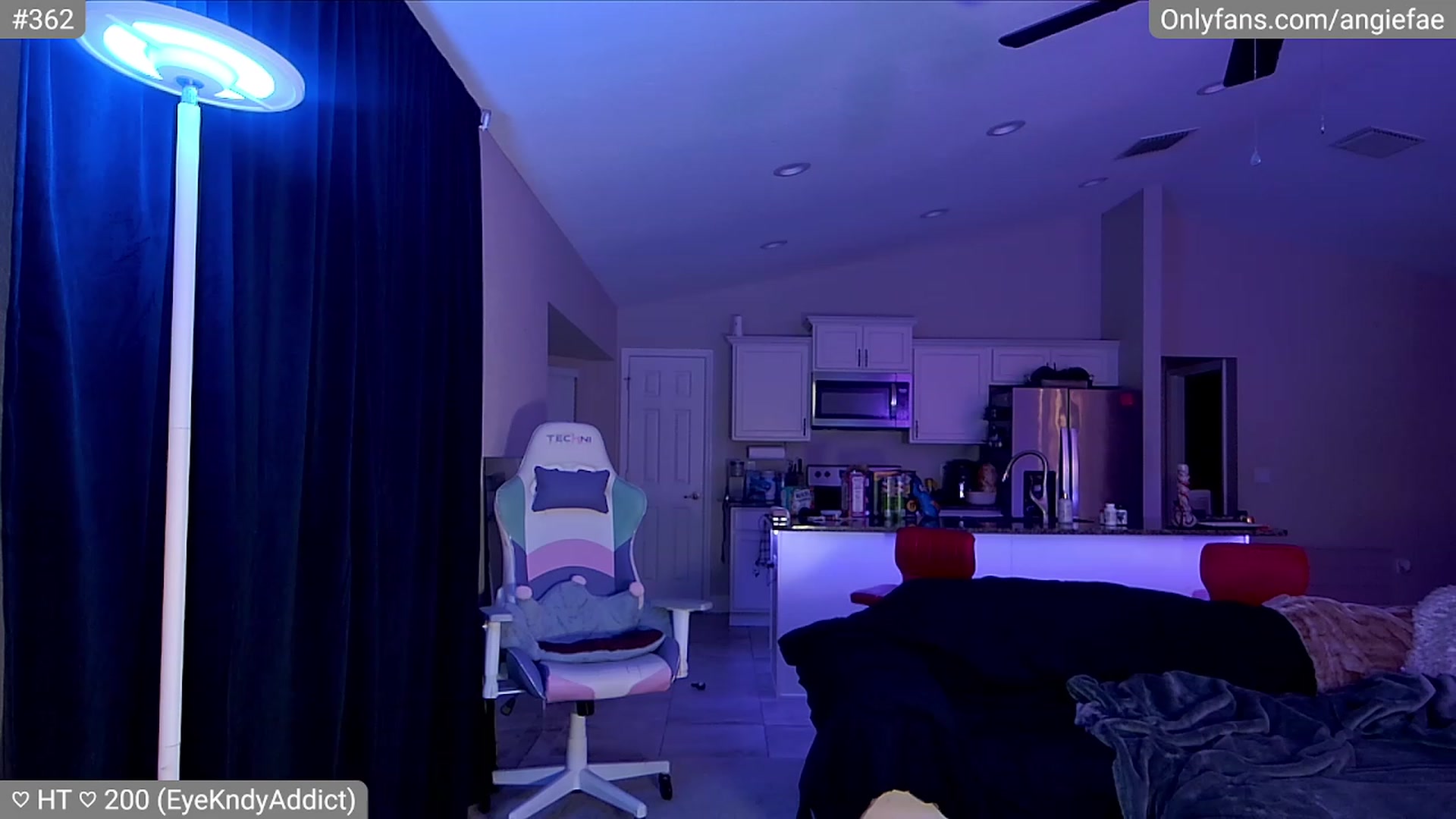 Gallery image thumbnail from skankhunt420's myfreecams stream on, 07/28/2023, 06:38 image 2 of 20