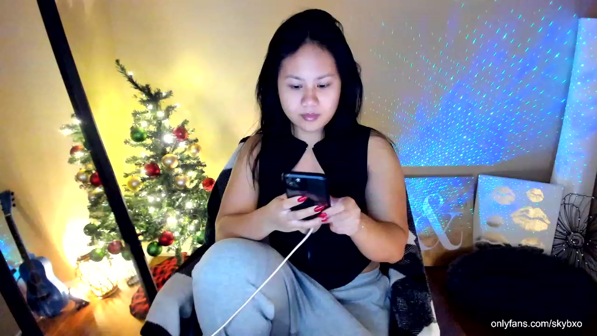 Gallery image thumbnail from skybxo's myfreecams stream on, 01/21/2024, 03:34 image 10 of 20