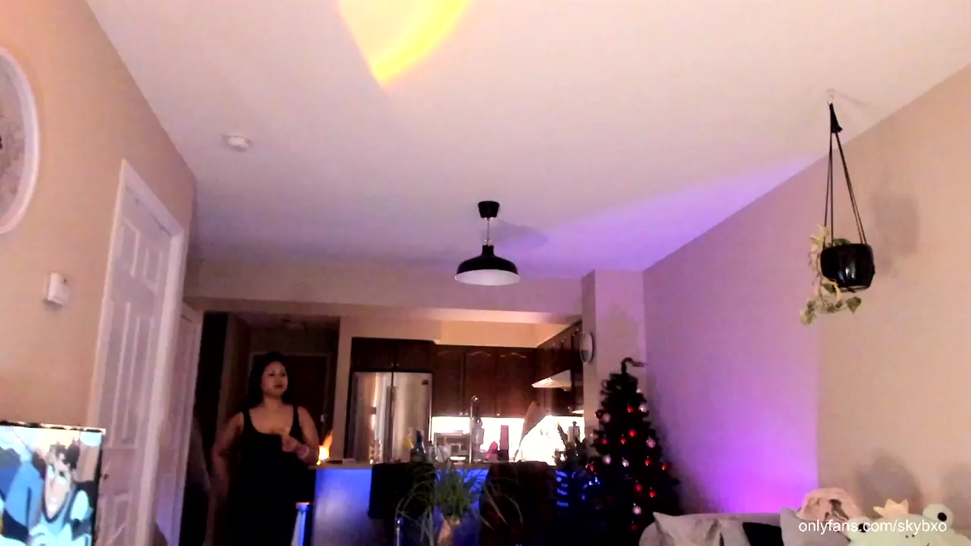 Gallery image thumbnail from skybxo's myfreecams stream on, 02/09/2024, 02:09 image 13 of 20