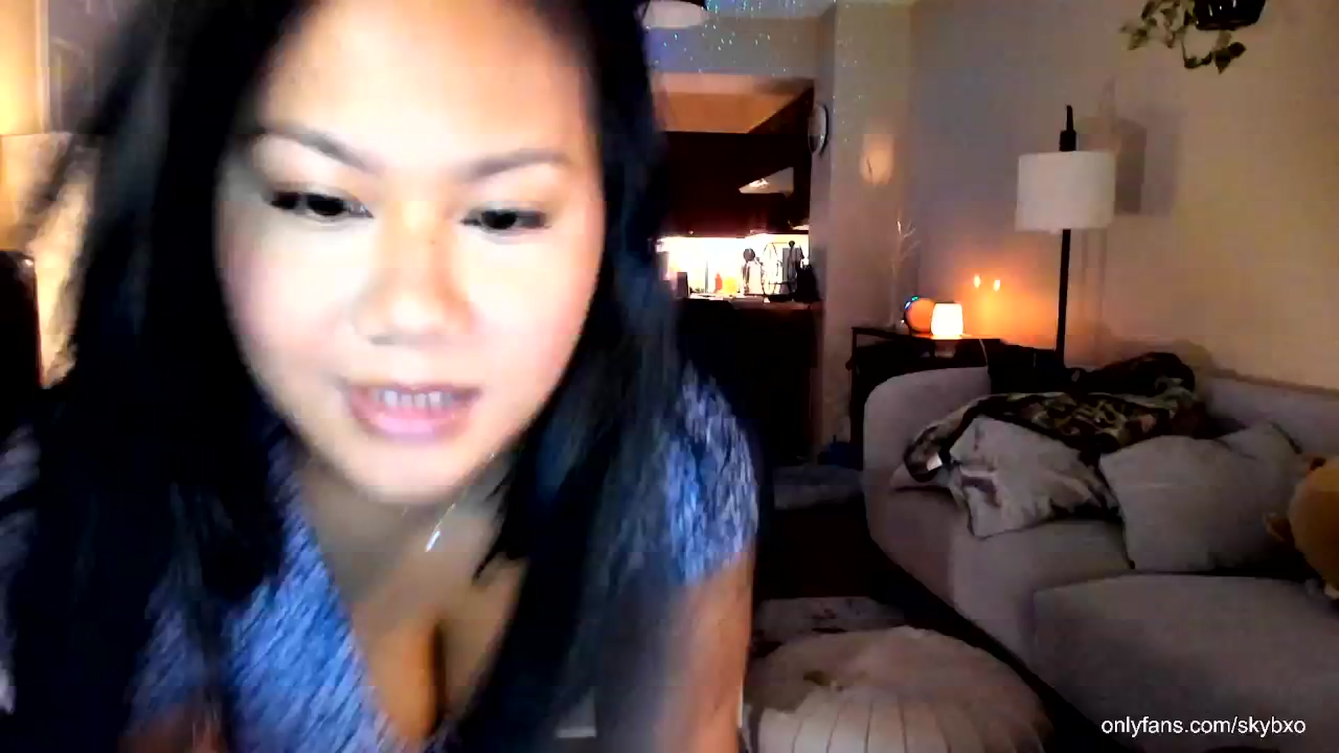 Gallery image thumbnail from skybxo's myfreecams stream on, 04/19/2024, 01:31 image 15 of 20