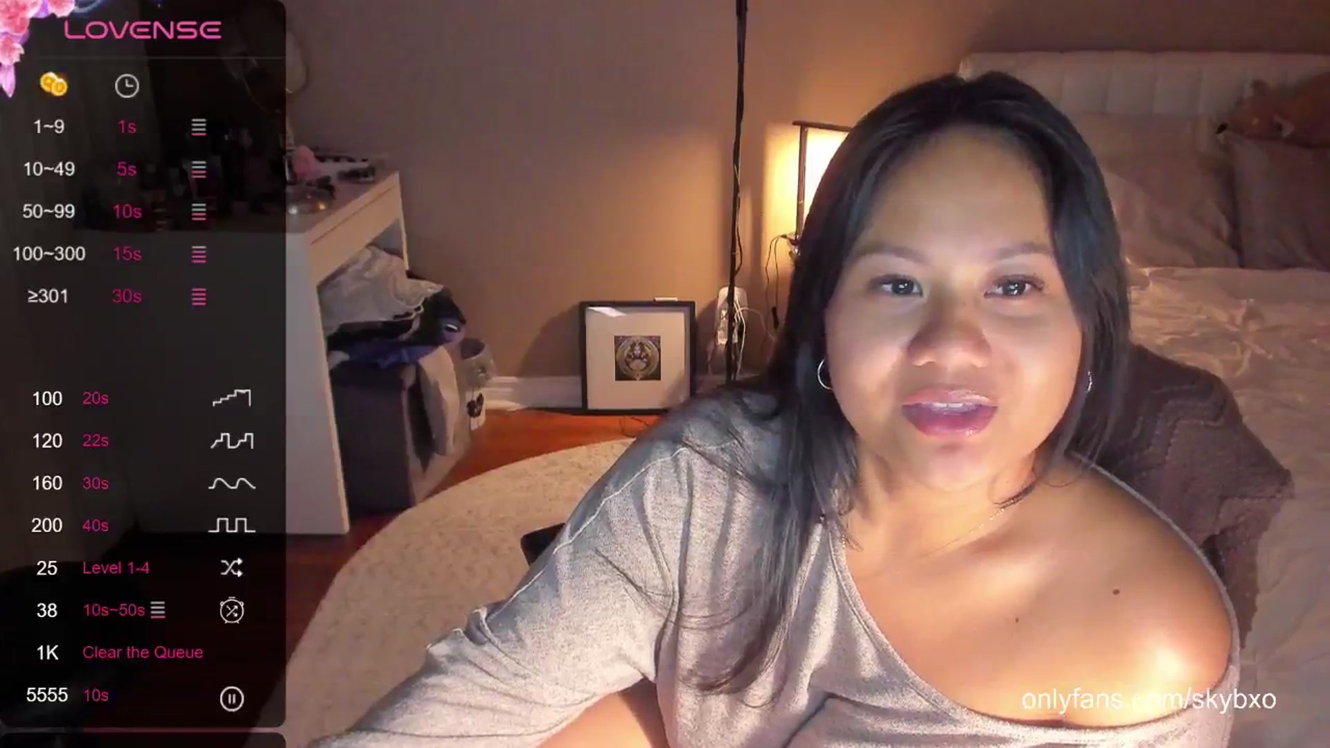 Gallery image thumbnail from skybxo's myfreecams stream on, 06/03/2024, 02:35 image 19 of 20