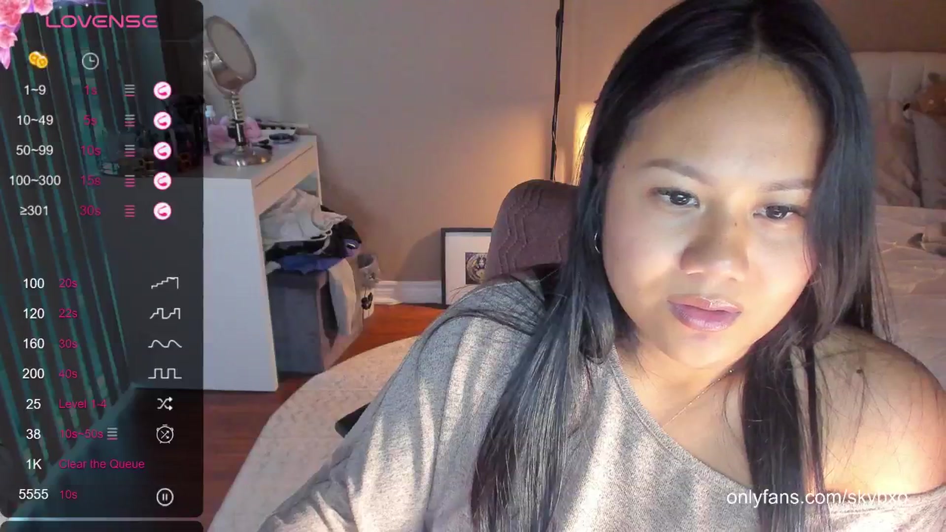 Gallery image thumbnail from skybxo's myfreecams stream on, 06/03/2024, 02:35 image 2 of 20
