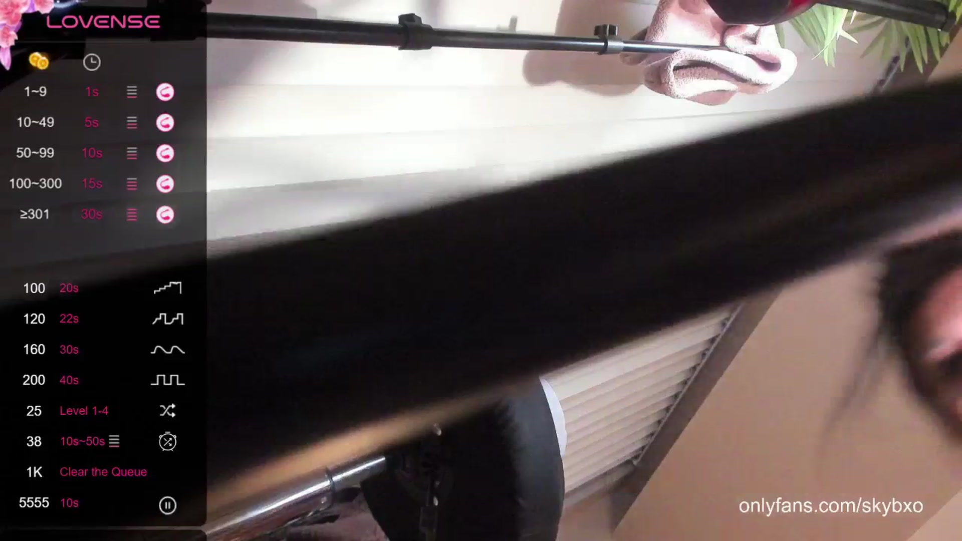 Gallery image thumbnail from skybxo's myfreecams stream on, 06/03/2024, 02:38 image 15 of 20