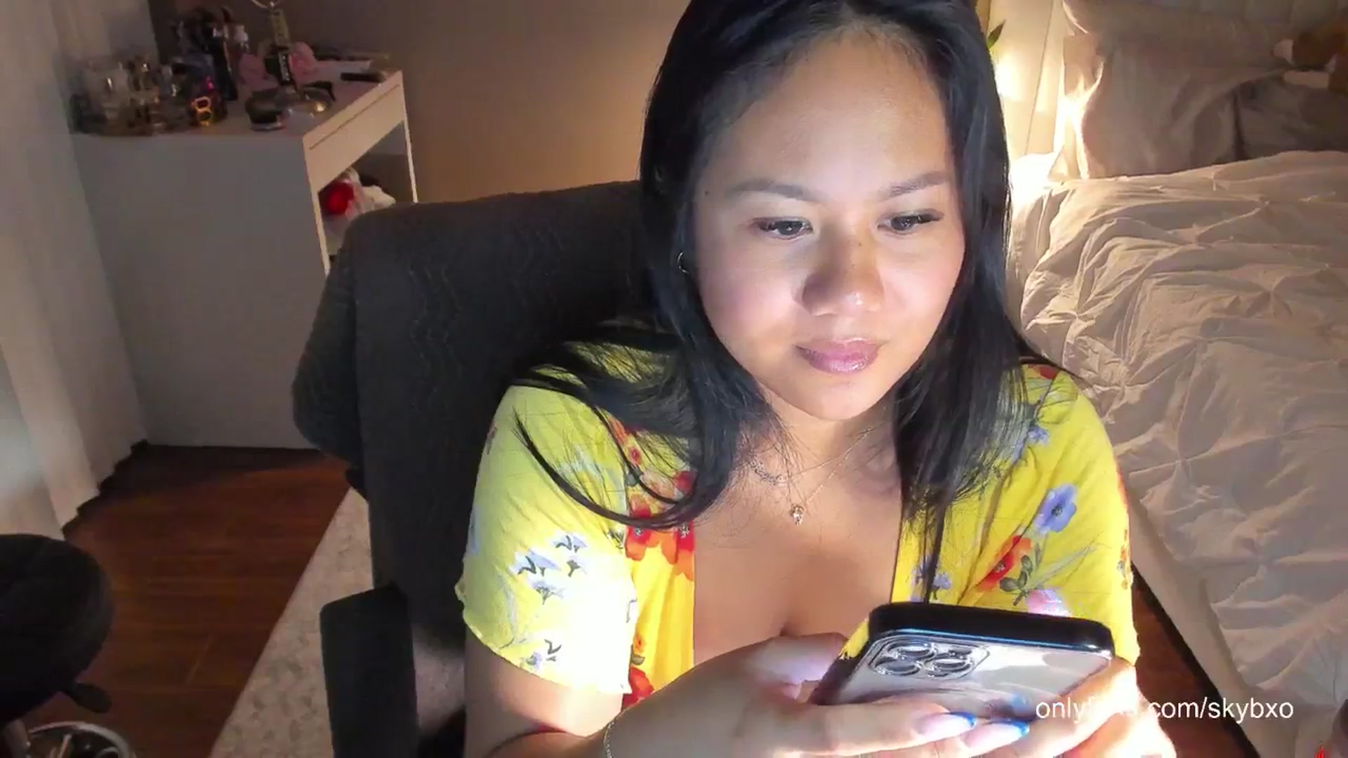Gallery image thumbnail from skybxo's myfreecams stream on, 06/05/2024, 02:47 image 20 of 20