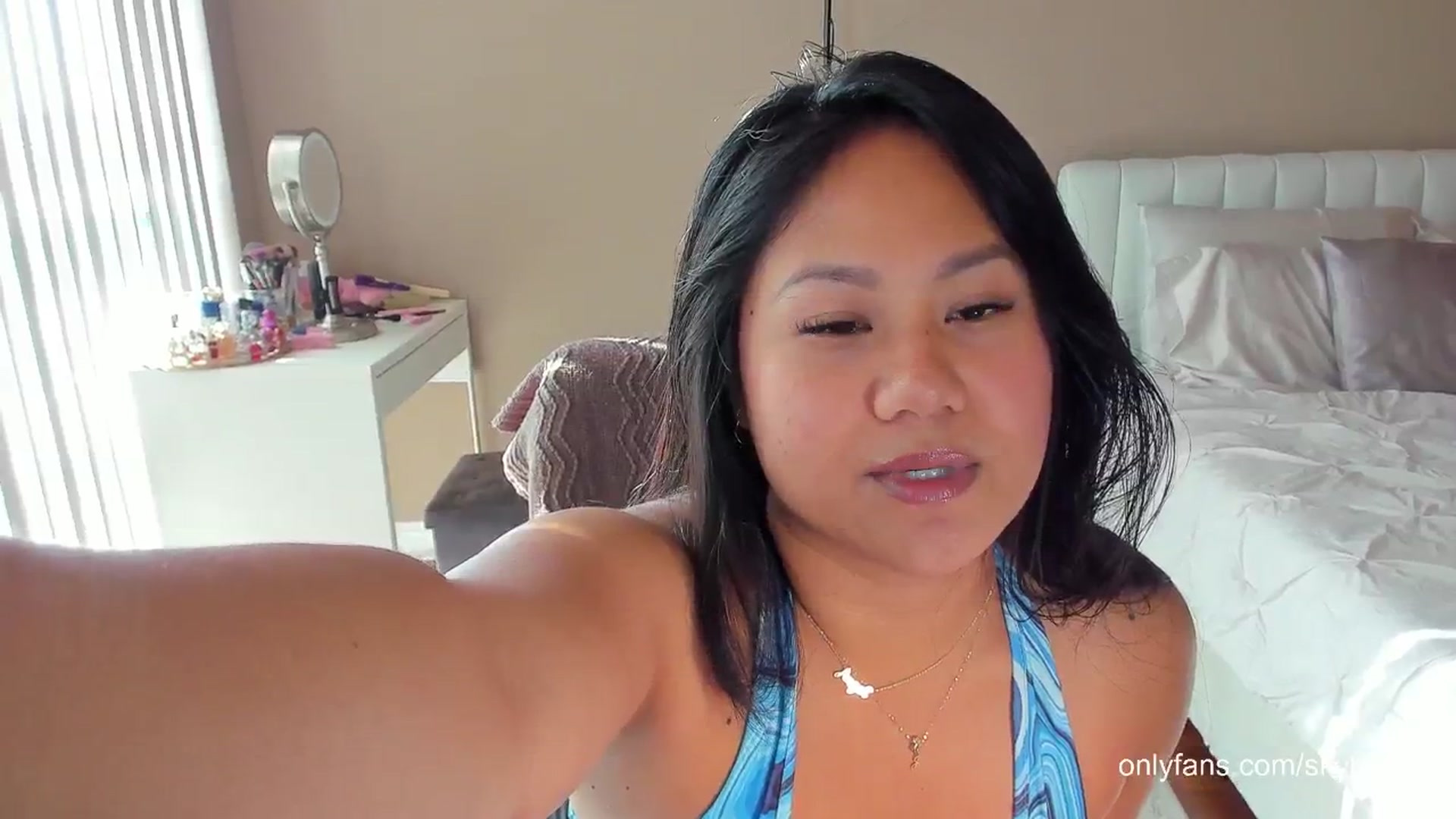 Gallery image thumbnail from skybxo's myfreecams stream on, 06/13/2024, 24:03 image 7 of 20