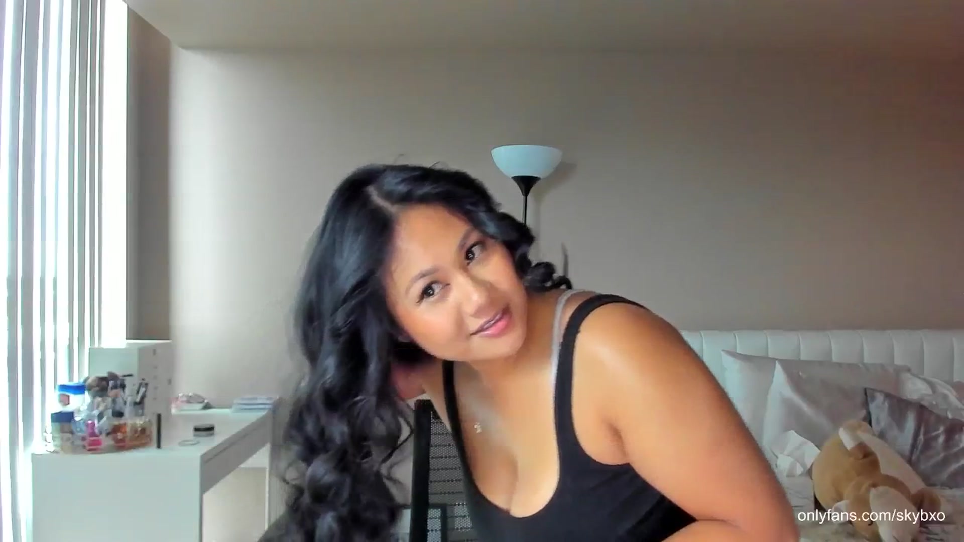 Gallery image thumbnail from skybxo's myfreecams stream on, 06/28/2024, 22:12 image 15 of 20
