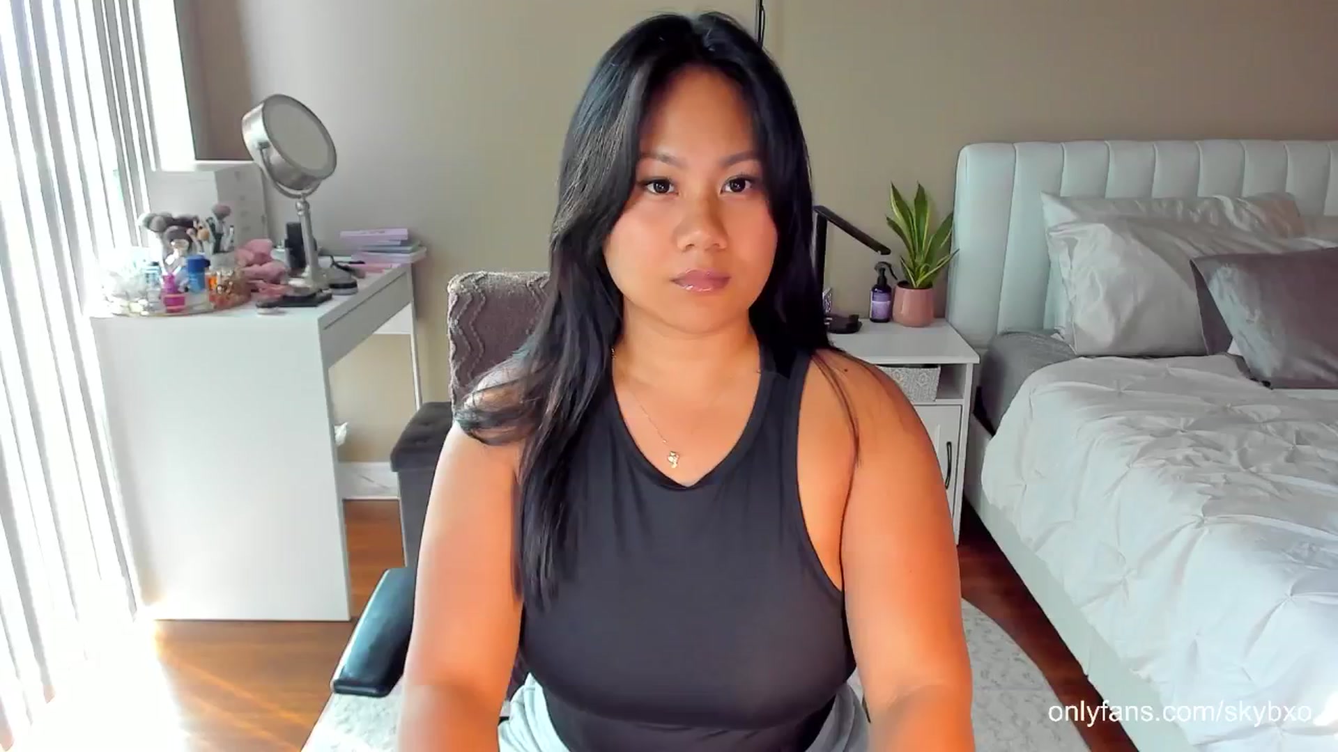 Gallery image thumbnail from skybxo's myfreecams stream on, 07/24/2024, 24:03 image 5 of 20
