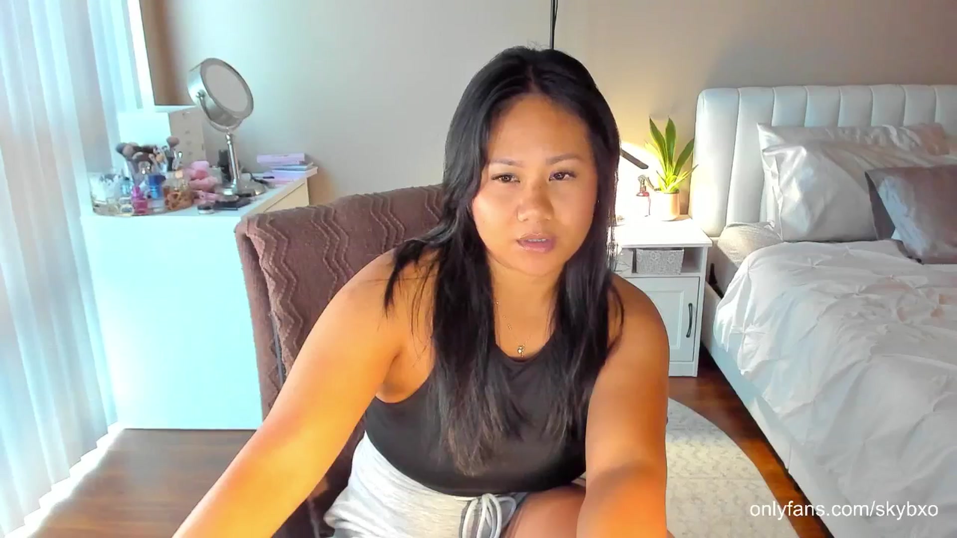 Gallery image thumbnail from skybxo's myfreecams stream on, 07/24/2024, 24:29 image 20 of 20