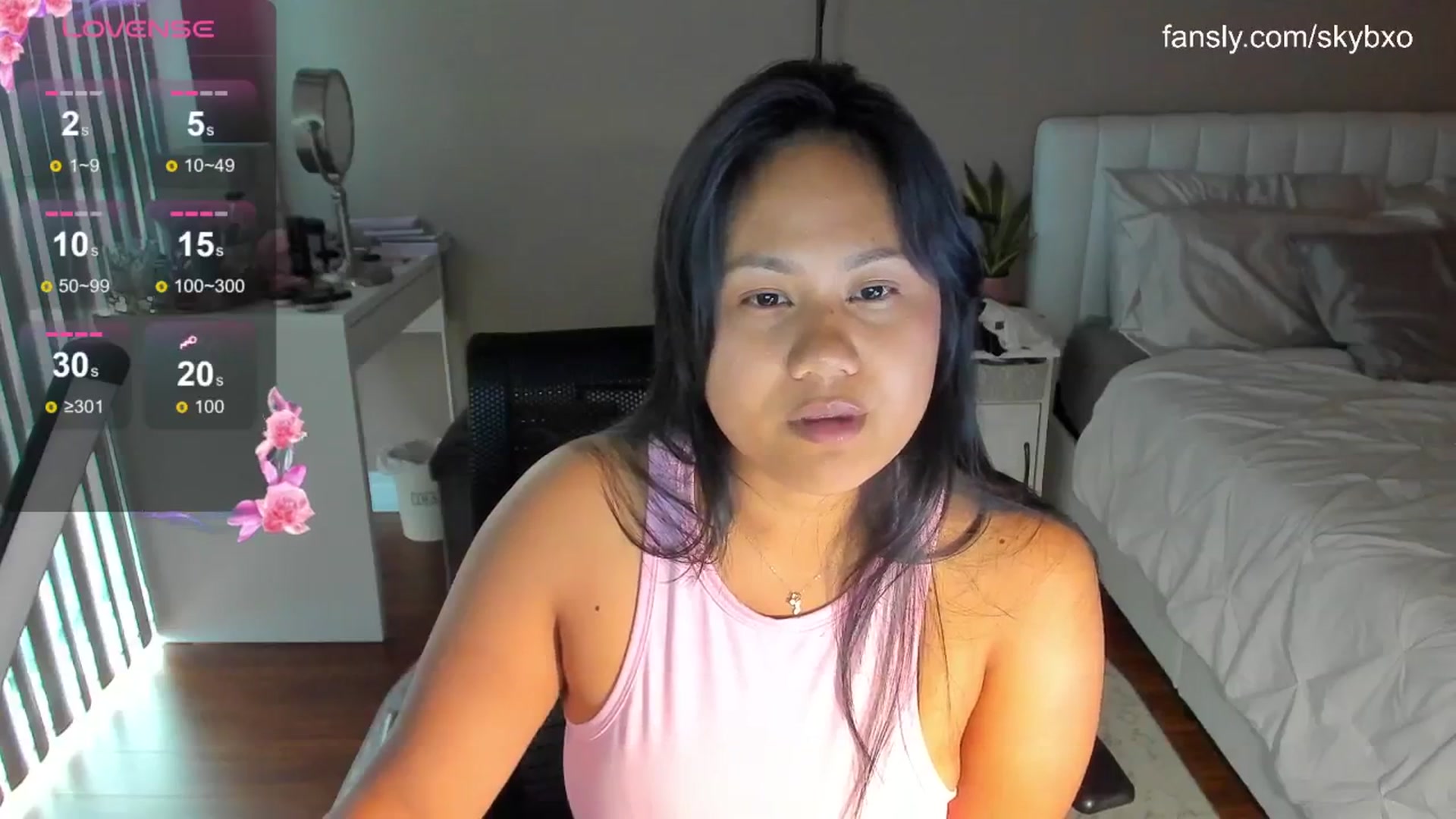 Gallery image thumbnail from skybxo's myfreecams stream on, 07/28/2024, 24:42 image 15 of 20