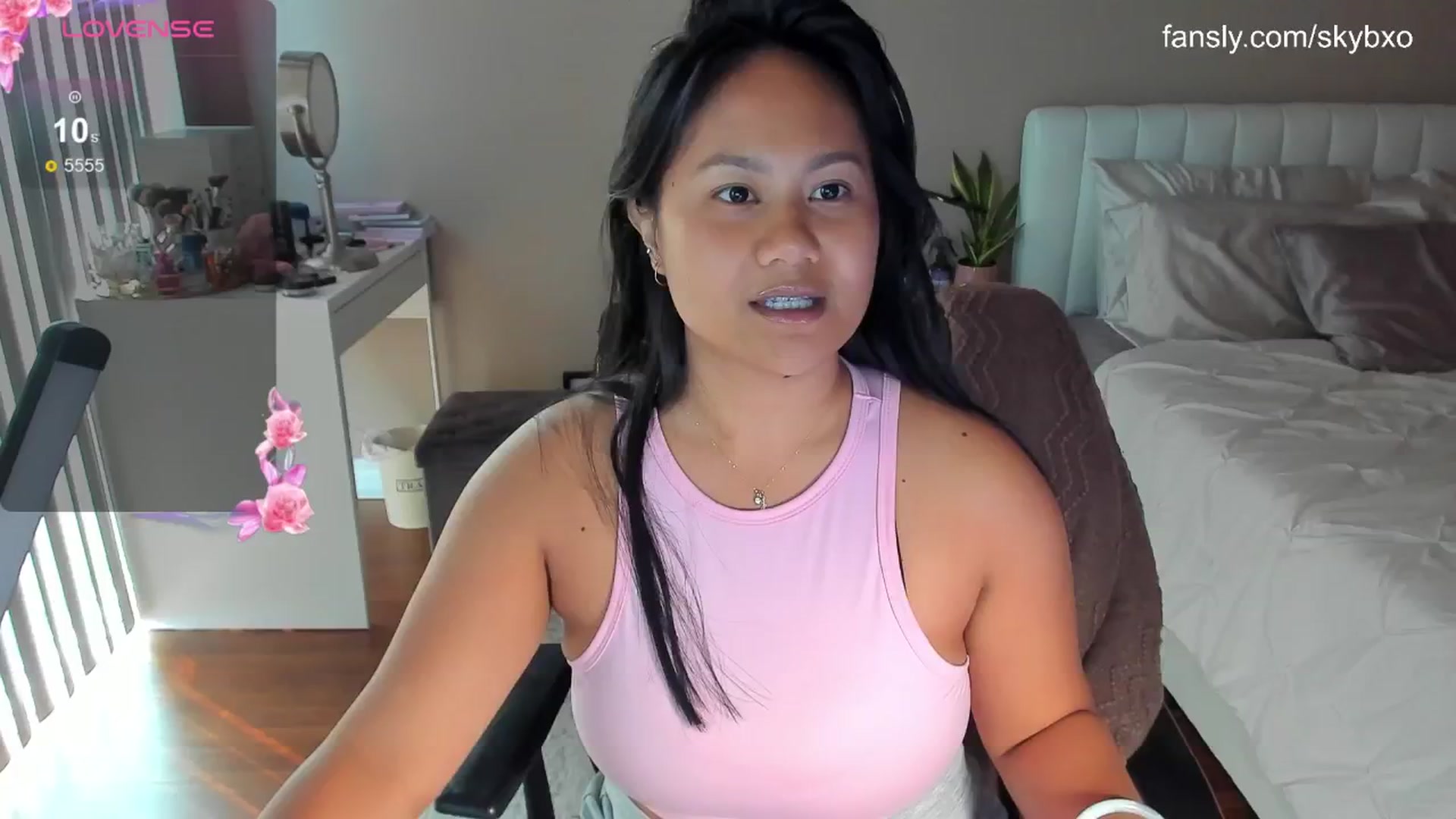 Gallery image thumbnail from skybxo's myfreecams stream on, 07/28/2024, 24:42 image 1 of 20