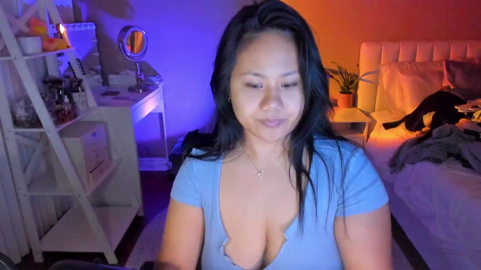 Gallery image thumbnail from skybxo's myfreecams stream on, 11/20/2024, 07:02 image 13 of 20