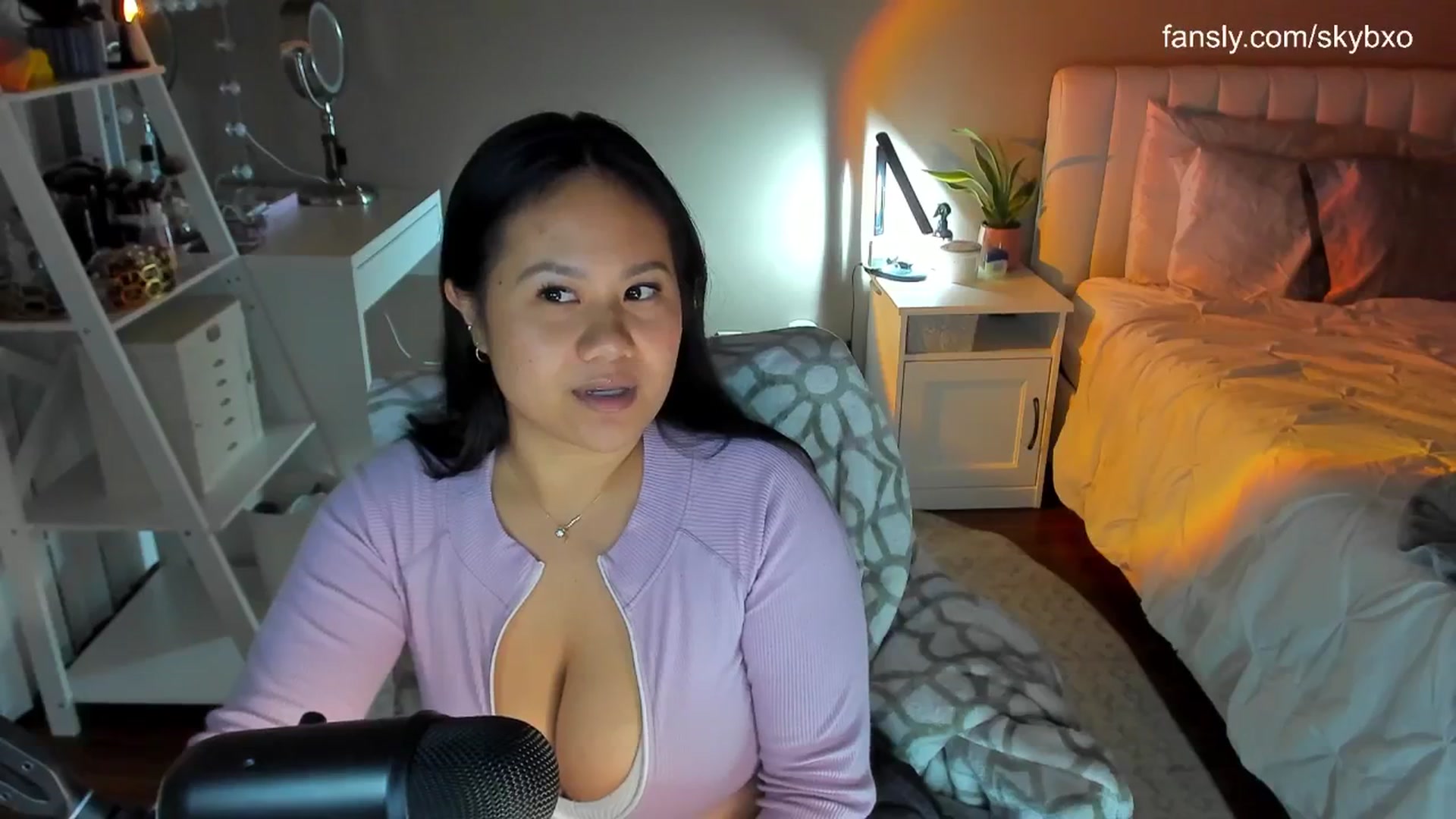 Gallery image thumbnail from skybxo's myfreecams stream on, 02/02/2025, 05:49 image 19 of 20