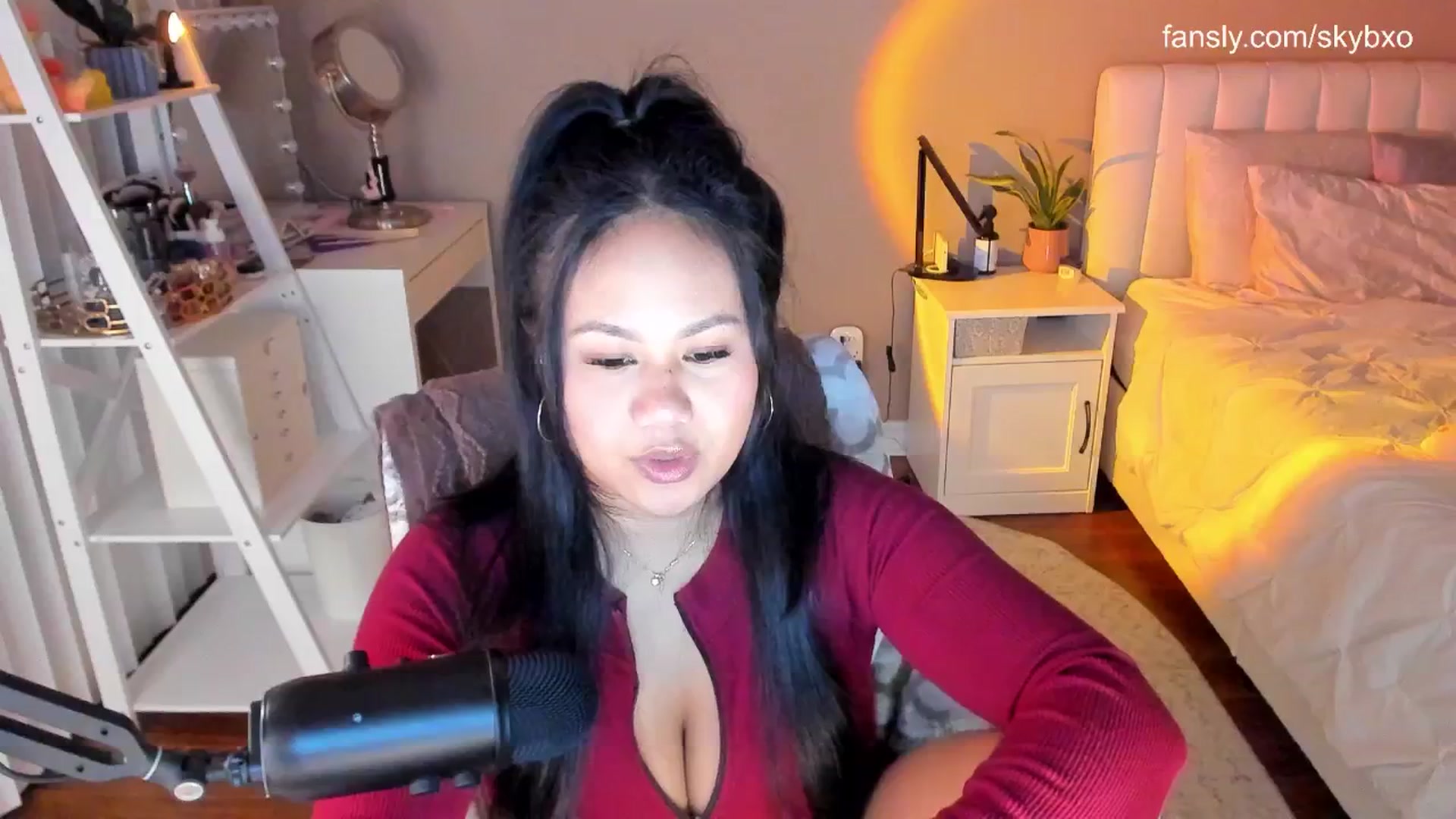 Gallery image thumbnail from skybxo's myfreecams stream on, 02/05/2025, 04:37 image 8 of 20