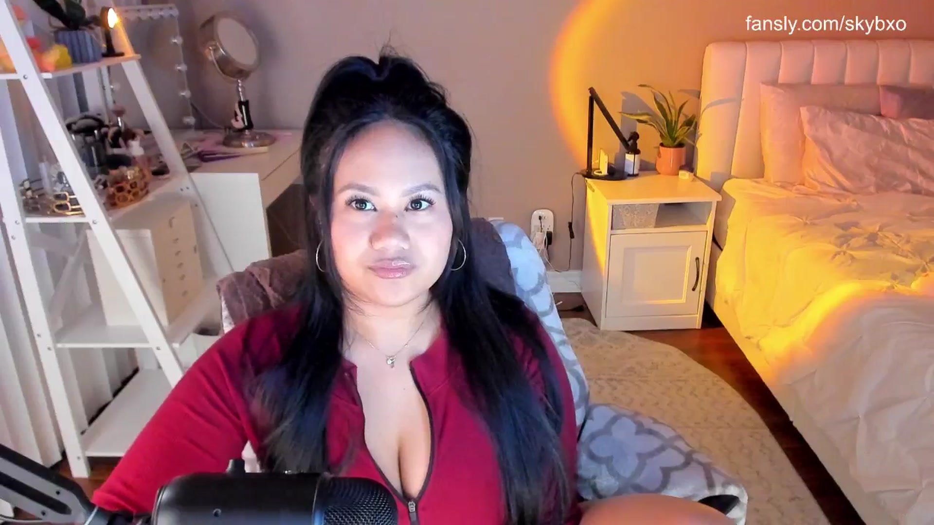 Gallery image thumbnail from skybxo's myfreecams stream on, 02/05/2025, 04:37 image 17 of 20
