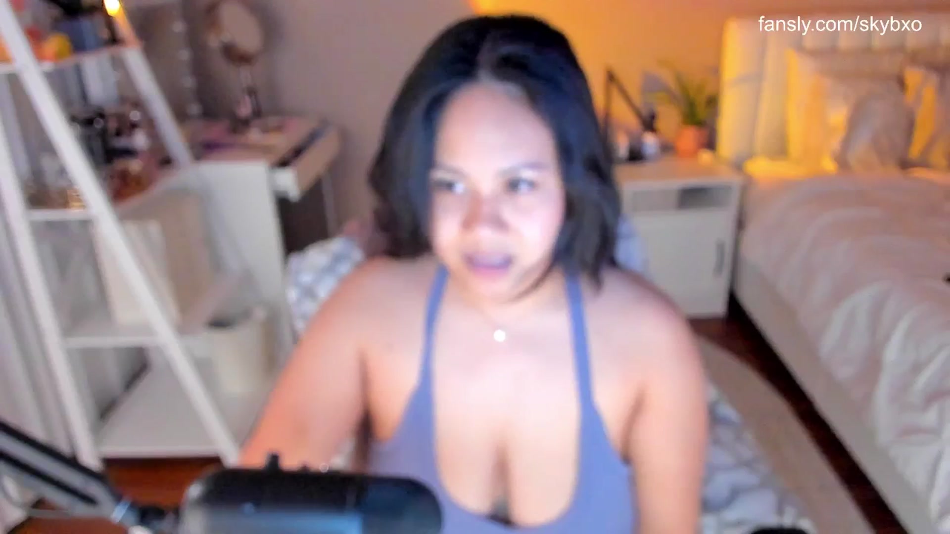 Gallery image thumbnail from skybxo's myfreecams stream on, 02/06/2025, 05:14 image 8 of 20