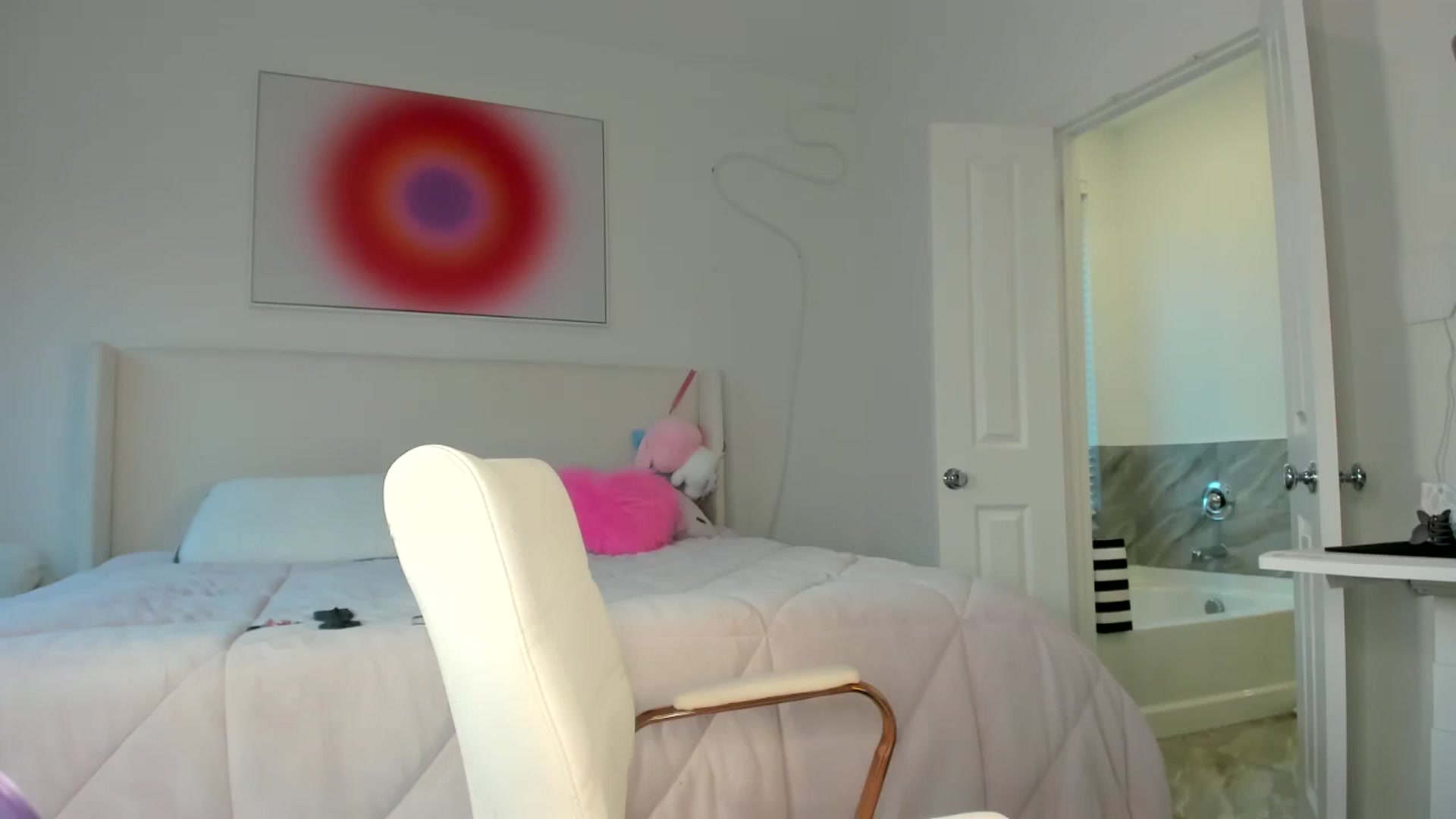 Gallery image thumbnail from skylerlo's myfreecams stream on, 05/12/2024, 22:02 image 15 of 20
