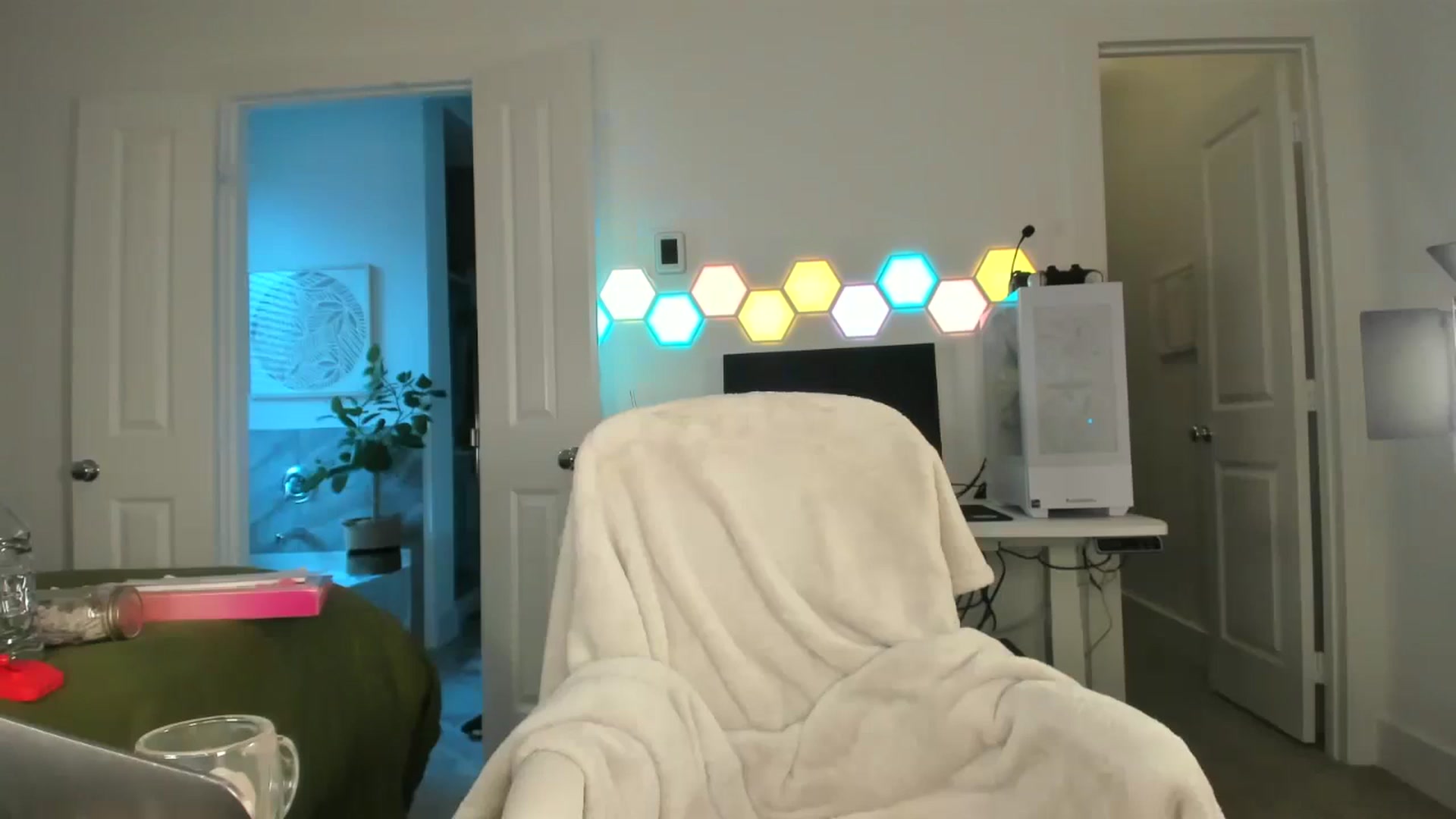 Gallery image thumbnail from skylerlo's myfreecams stream on, 09/12/2024, 23:12 image 18 of 20