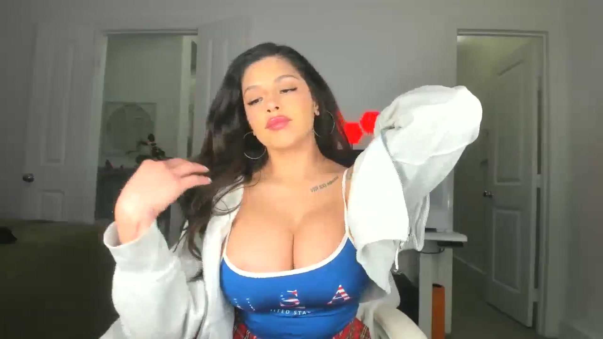 Gallery image thumbnail from skylerlo's myfreecams stream on, 11/07/2024, 09:49 image 7 of 20