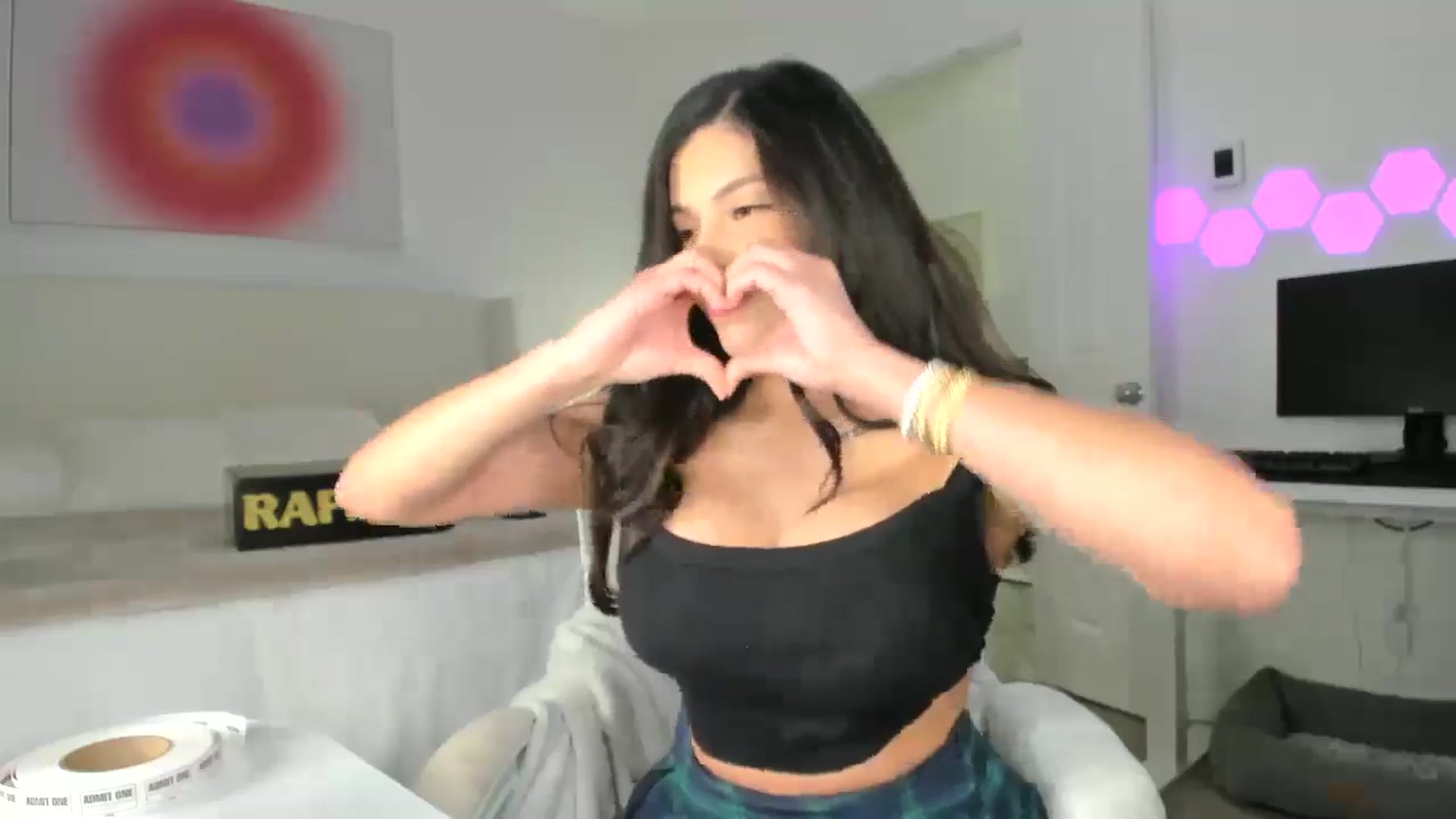 Gallery image thumbnail from skylerlo's myfreecams stream on, 02/15/2025, 05:41 image 8 of 20