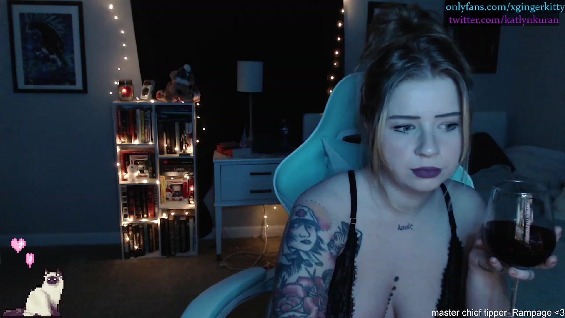 Gallery image thumbnail from skyrimslut's myfreecams stream on, 12/31/2023, 22:42 image 15 of 20