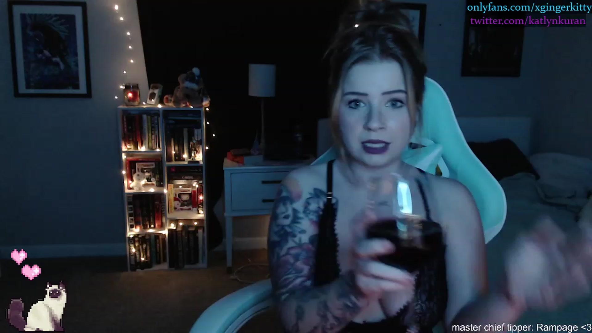 Gallery image thumbnail from skyrimslut's myfreecams stream on, 12/31/2023, 22:42 image 16 of 20