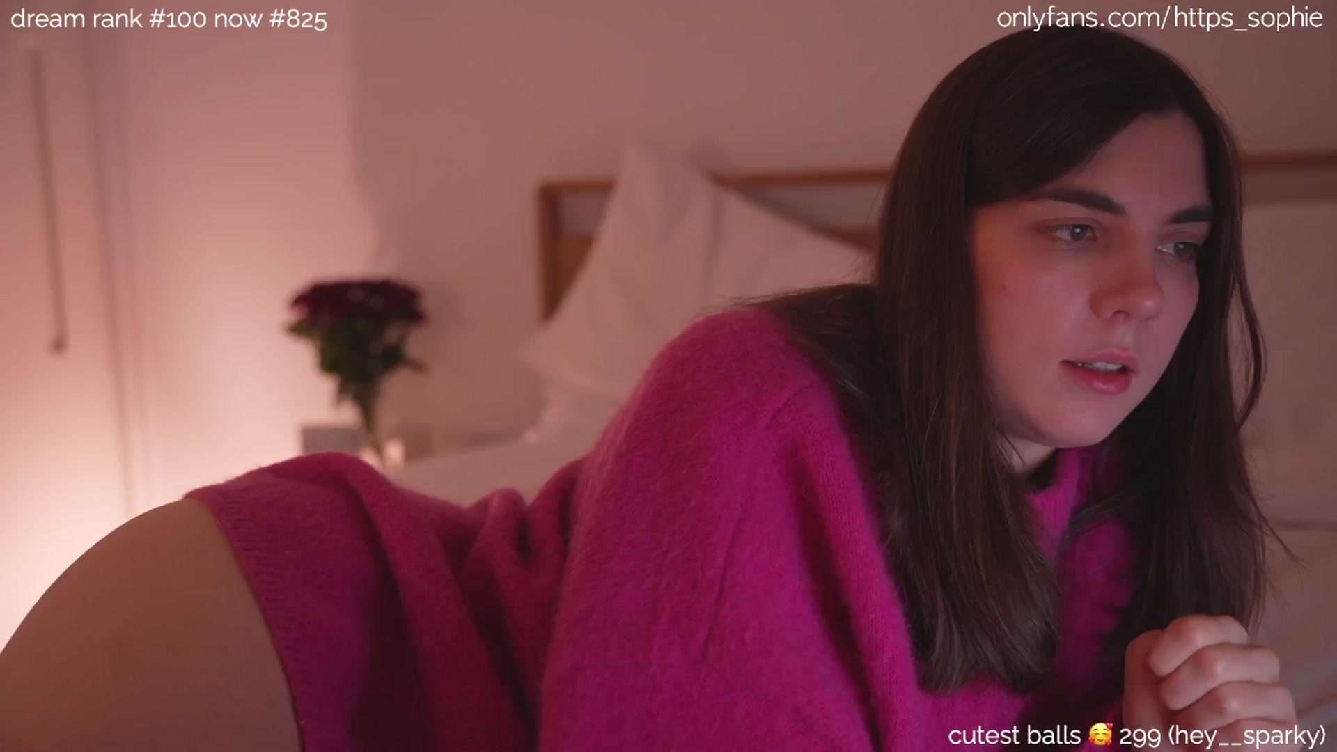 Gallery image thumbnail from sleepwanker's myfreecams stream on, 06/18/2024, 24:00 image 4 of 20
