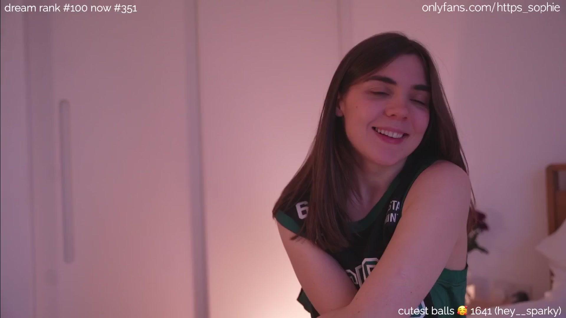 Gallery image thumbnail from sleepwanker's myfreecams stream on, 06/18/2024, 04:56 image 2 of 20