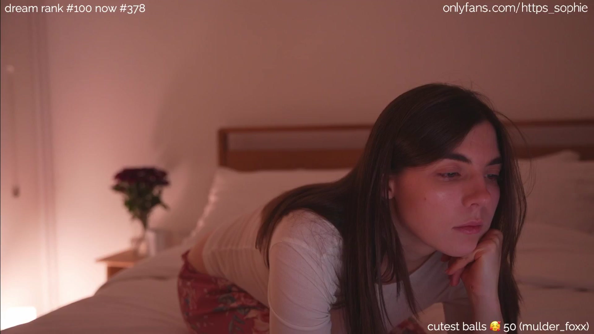 Gallery image thumbnail from sleepwanker's myfreecams stream on, 06/20/2024, 24:05 image 1 of 20
