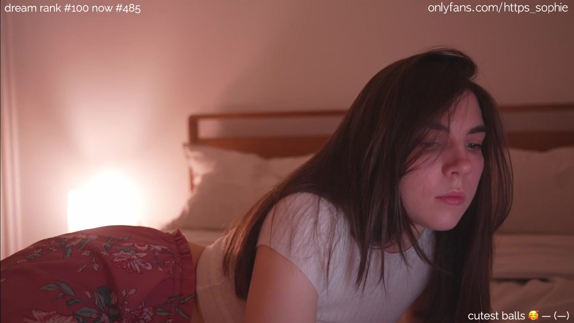Gallery image thumbnail from sleepwanker's myfreecams stream on, 06/26/2024, 24:05 image 5 of 20