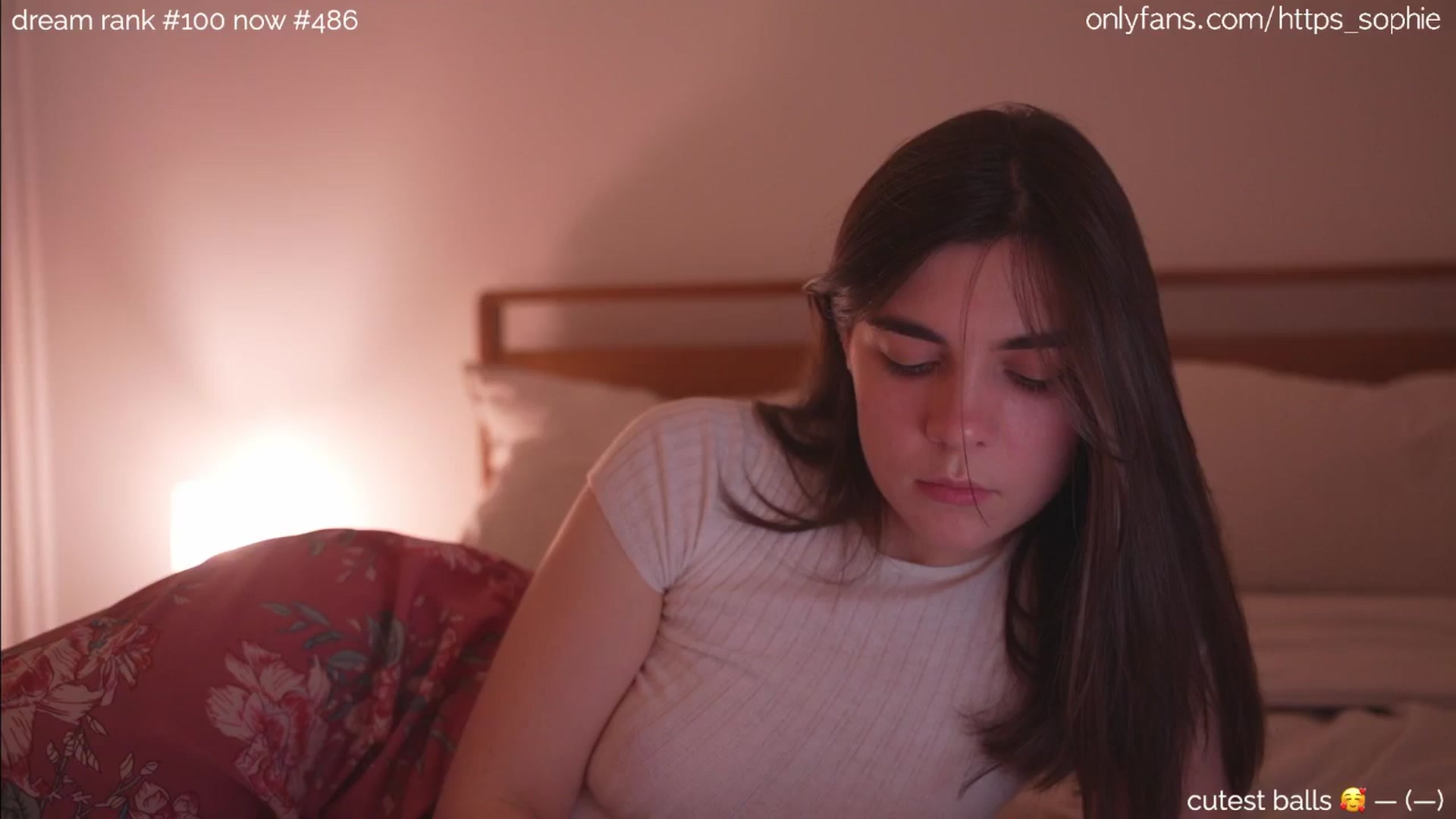 Gallery image thumbnail from sleepwanker's myfreecams stream on, 06/26/2024, 24:05 image 8 of 20