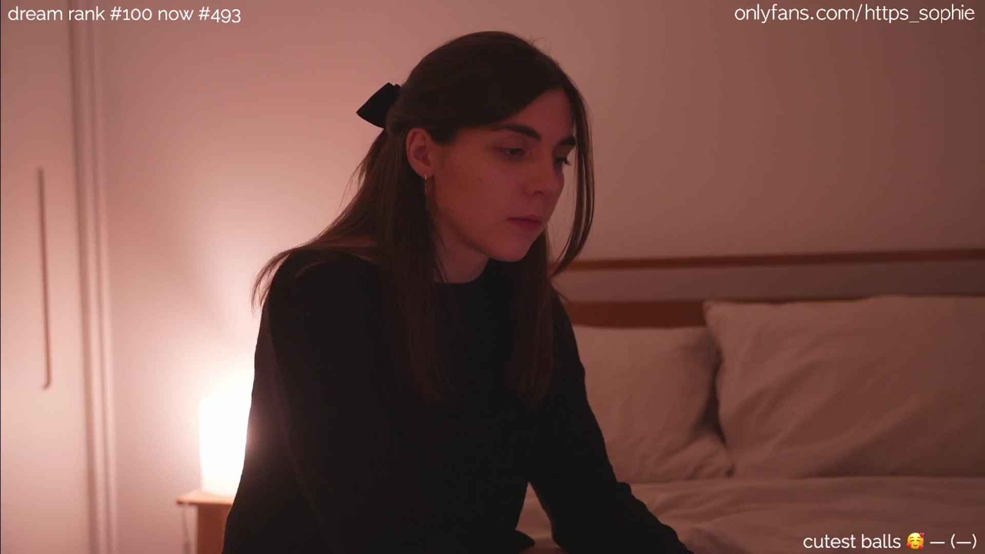 Gallery image thumbnail from sleepwanker's myfreecams stream on, 06/29/2024, 24:01 image 1 of 20