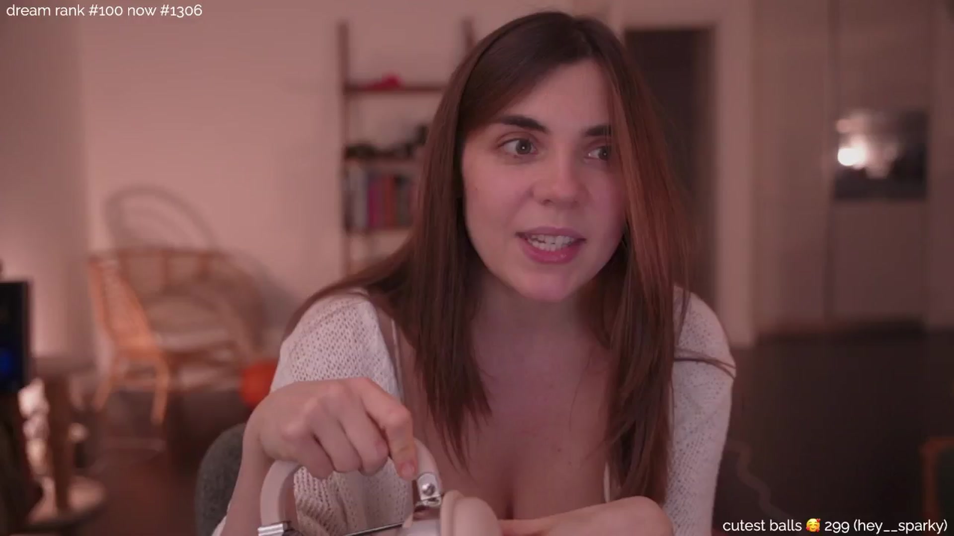 Gallery image thumbnail from sleepwanker's myfreecams stream on, 11/20/2024, 24:49 image 3 of 20