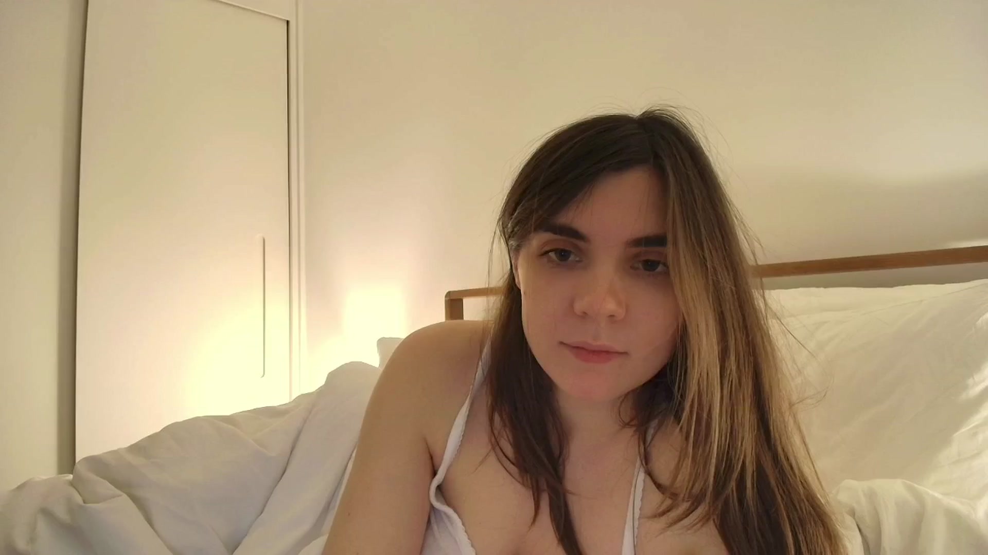 Gallery image thumbnail from sleepwanker's myfreecams stream on, 01/07/2025, 03:33 image 7 of 20