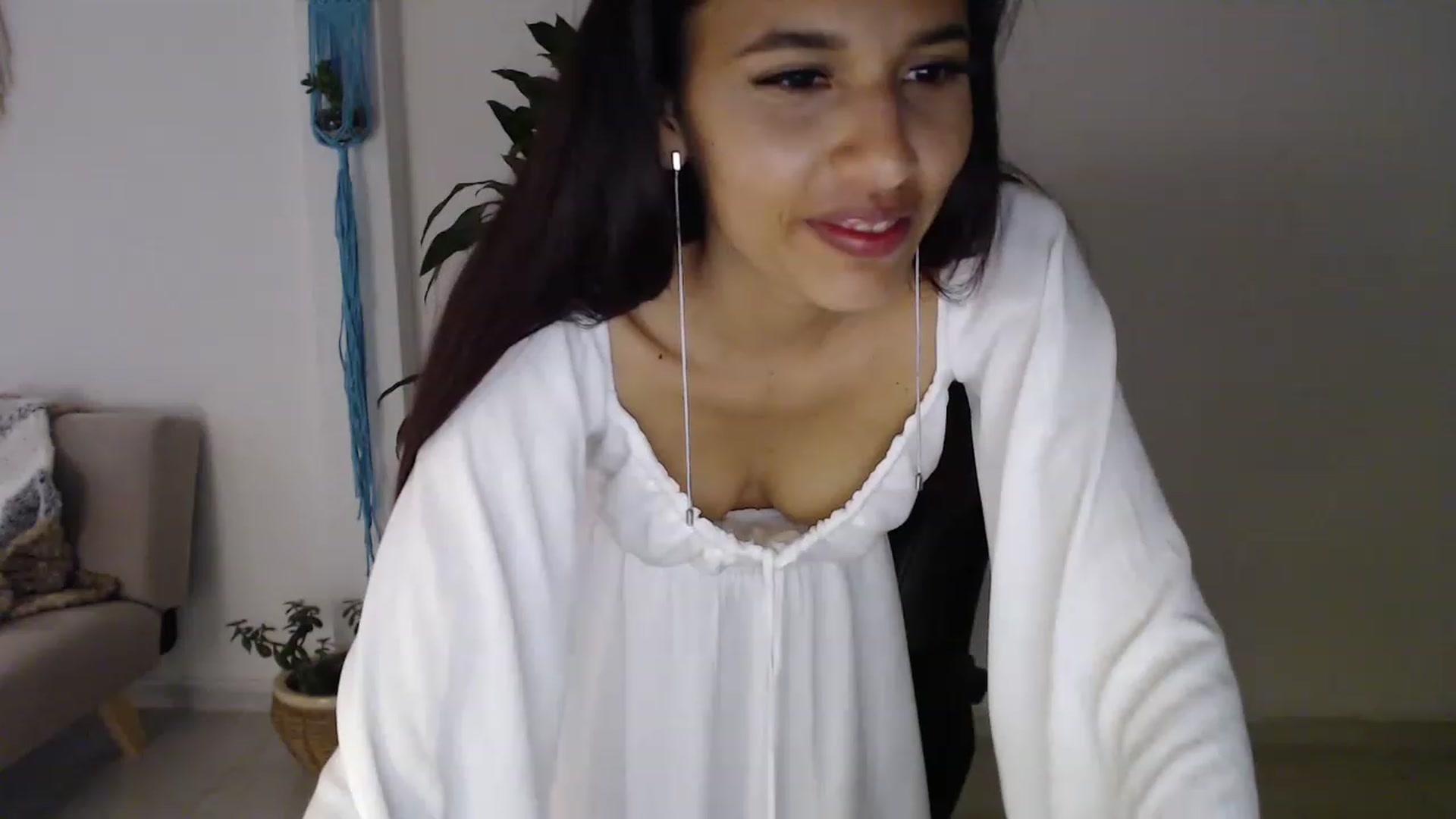 Gallery image thumbnail from slim_pamella's myfreecams stream on, 06/23/2023, 02:59 image 3 of 20