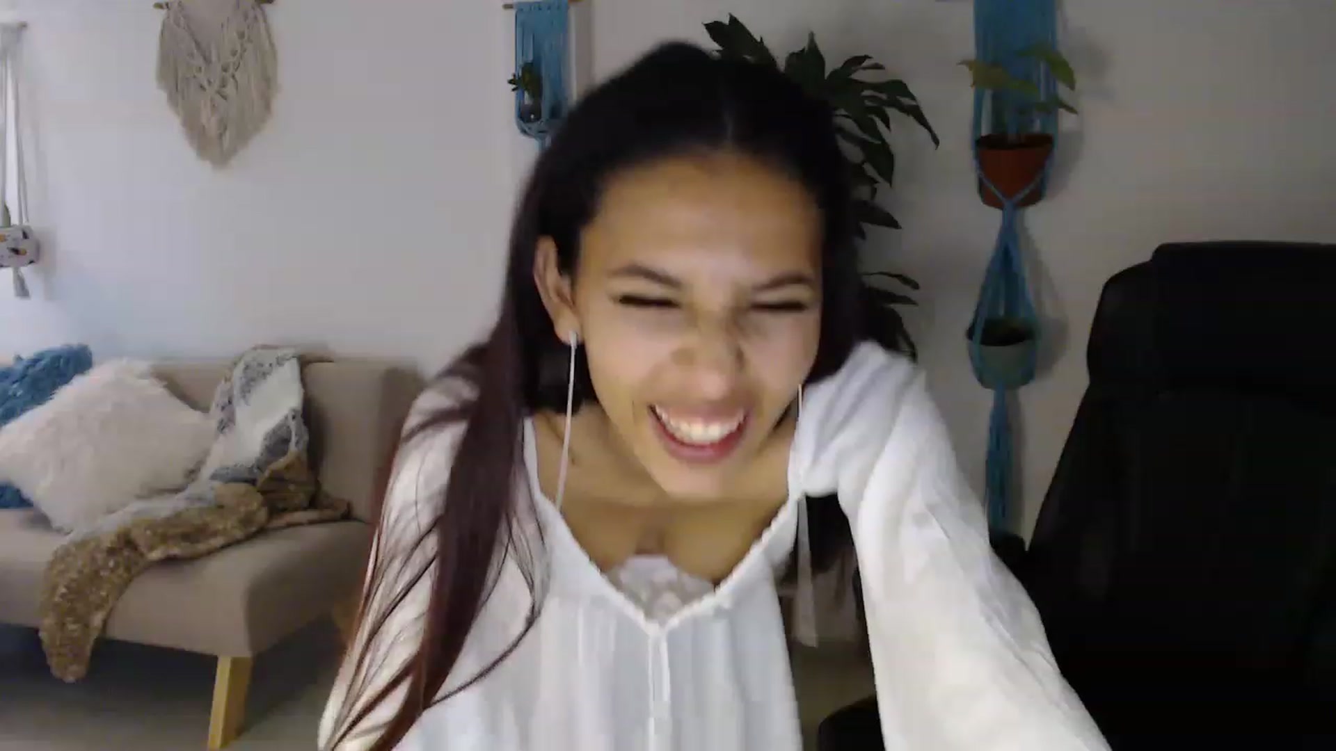 Gallery image thumbnail from slim_pamella's myfreecams stream on, 06/23/2023, 02:59 image 8 of 20
