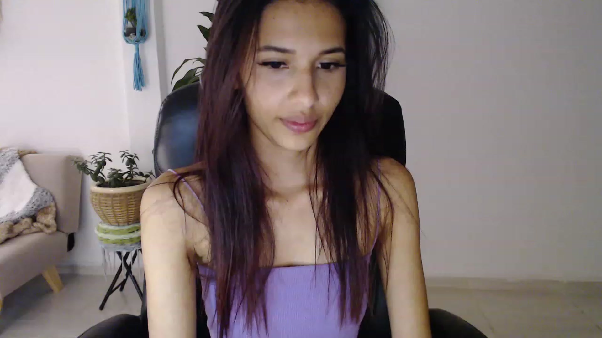 Gallery image thumbnail from slim_pamella's myfreecams stream on, 06/24/2023, 23:28 image 15 of 20