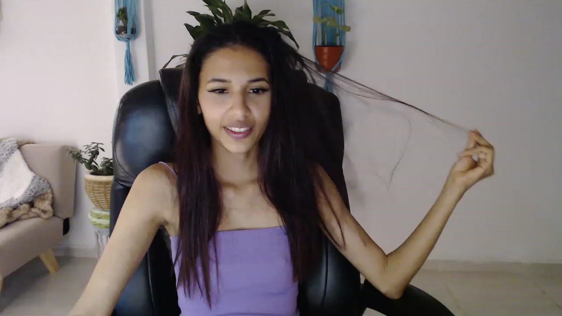 Gallery image thumbnail from slim_pamella's myfreecams stream on, 06/24/2023, 23:28 image 5 of 20