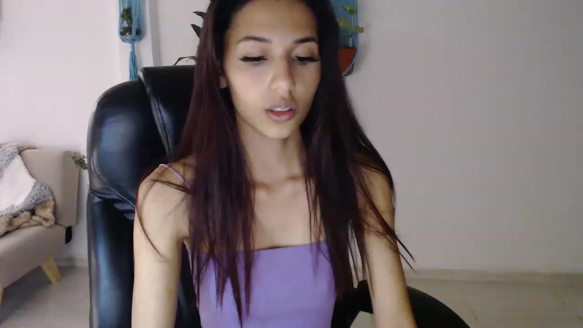 Gallery image thumbnail from slim_pamella's myfreecams stream on, 06/24/2023, 23:28 image 19 of 20